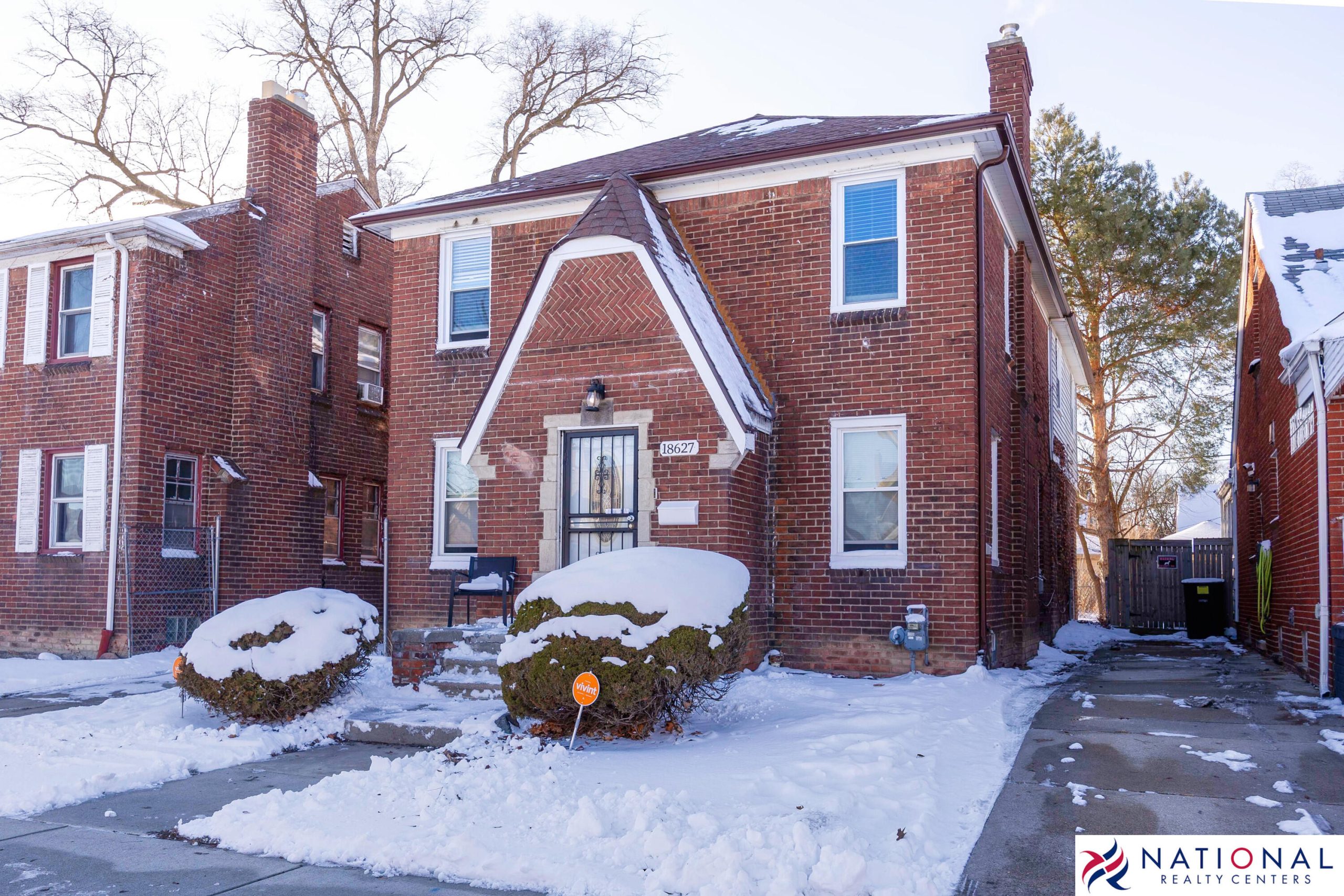 18627 Washburn Street