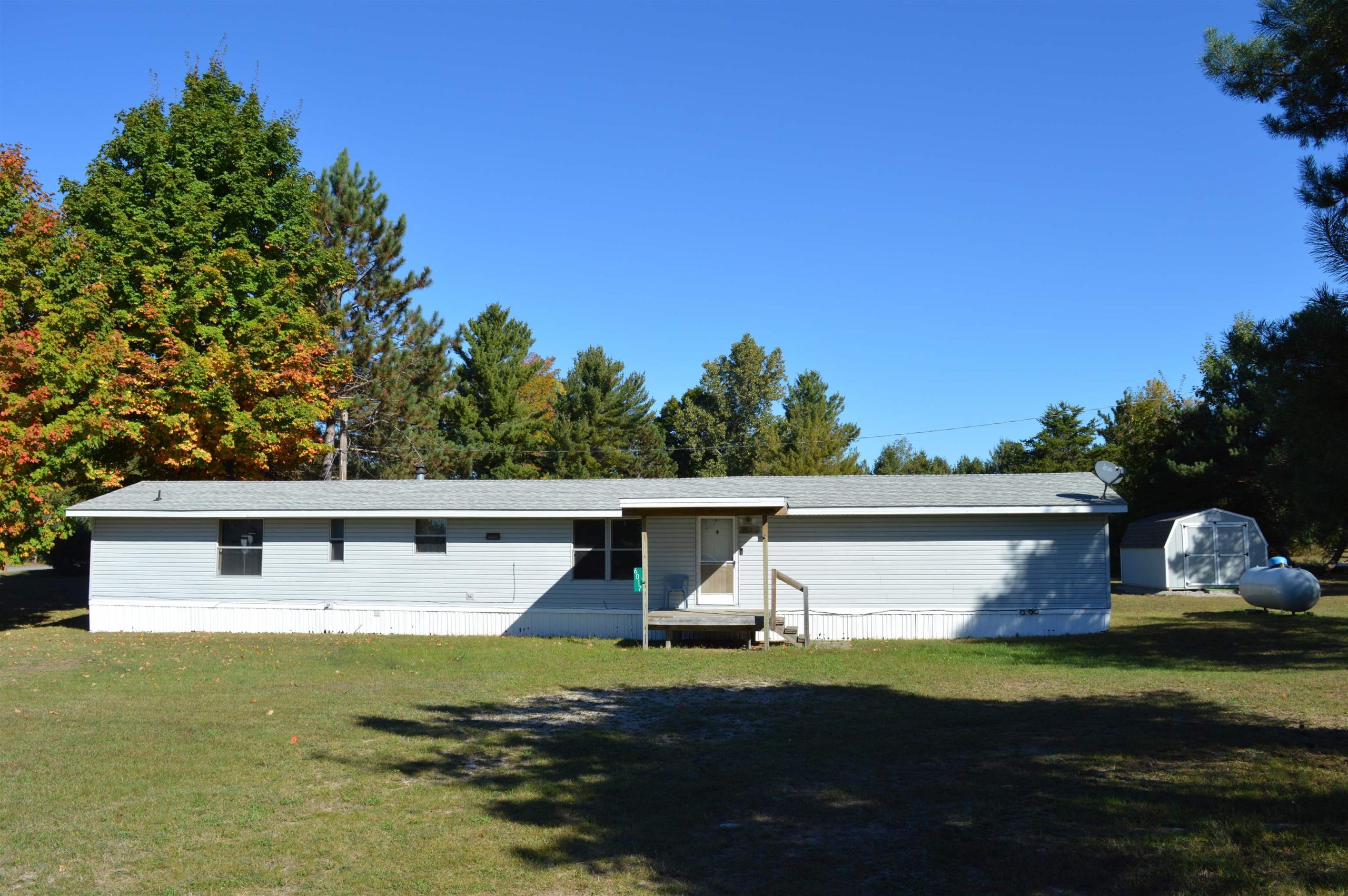6017 NE Myers