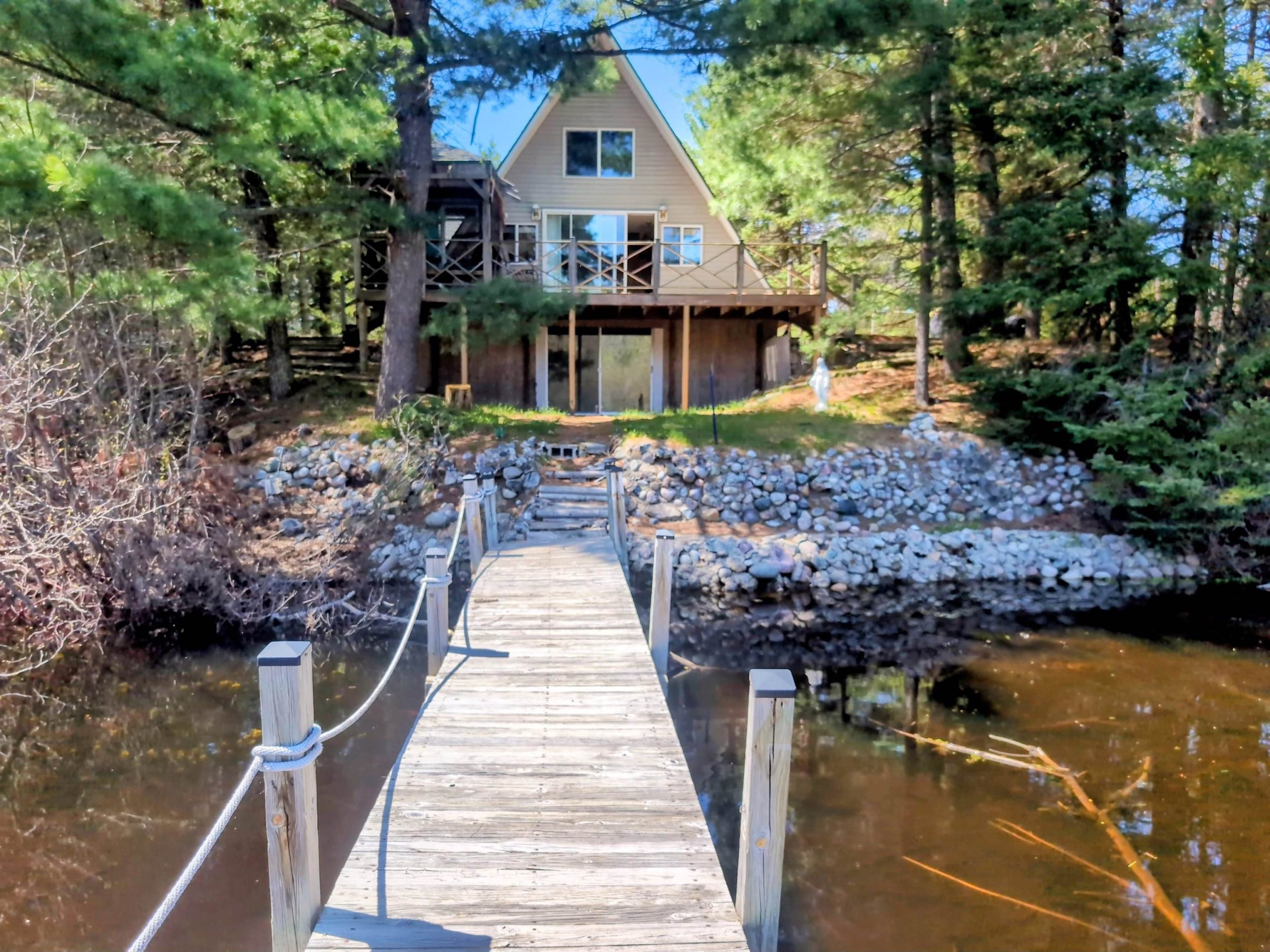 724 Lynn DR