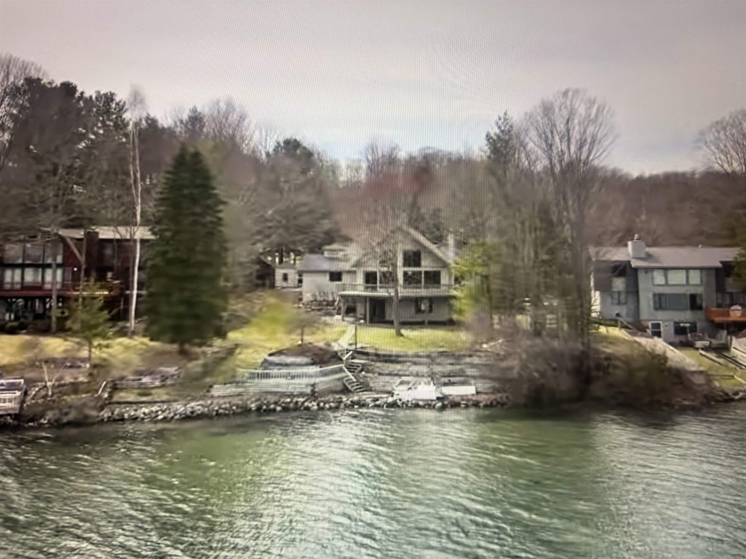 2447 N West Torch Lake