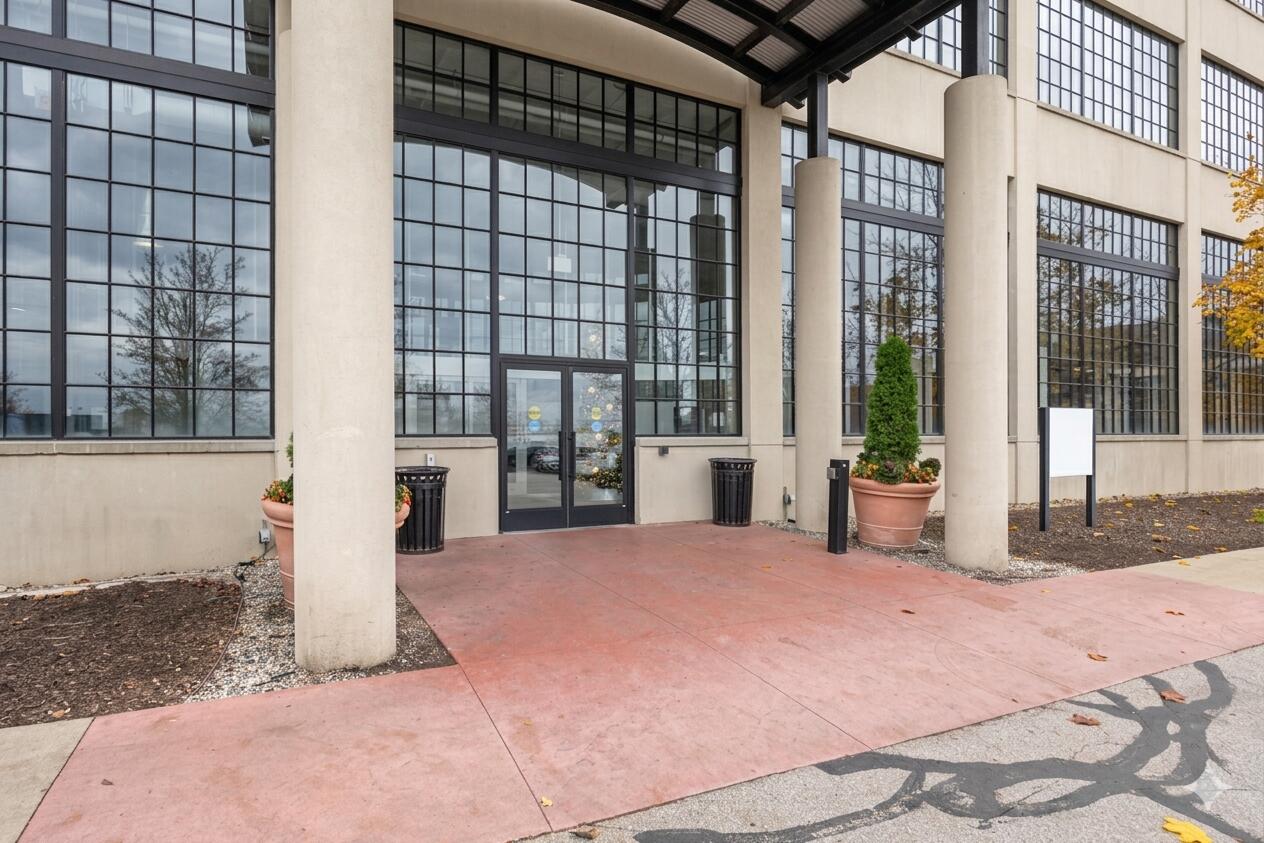 801 Broadway Avenue NW Unit: 440