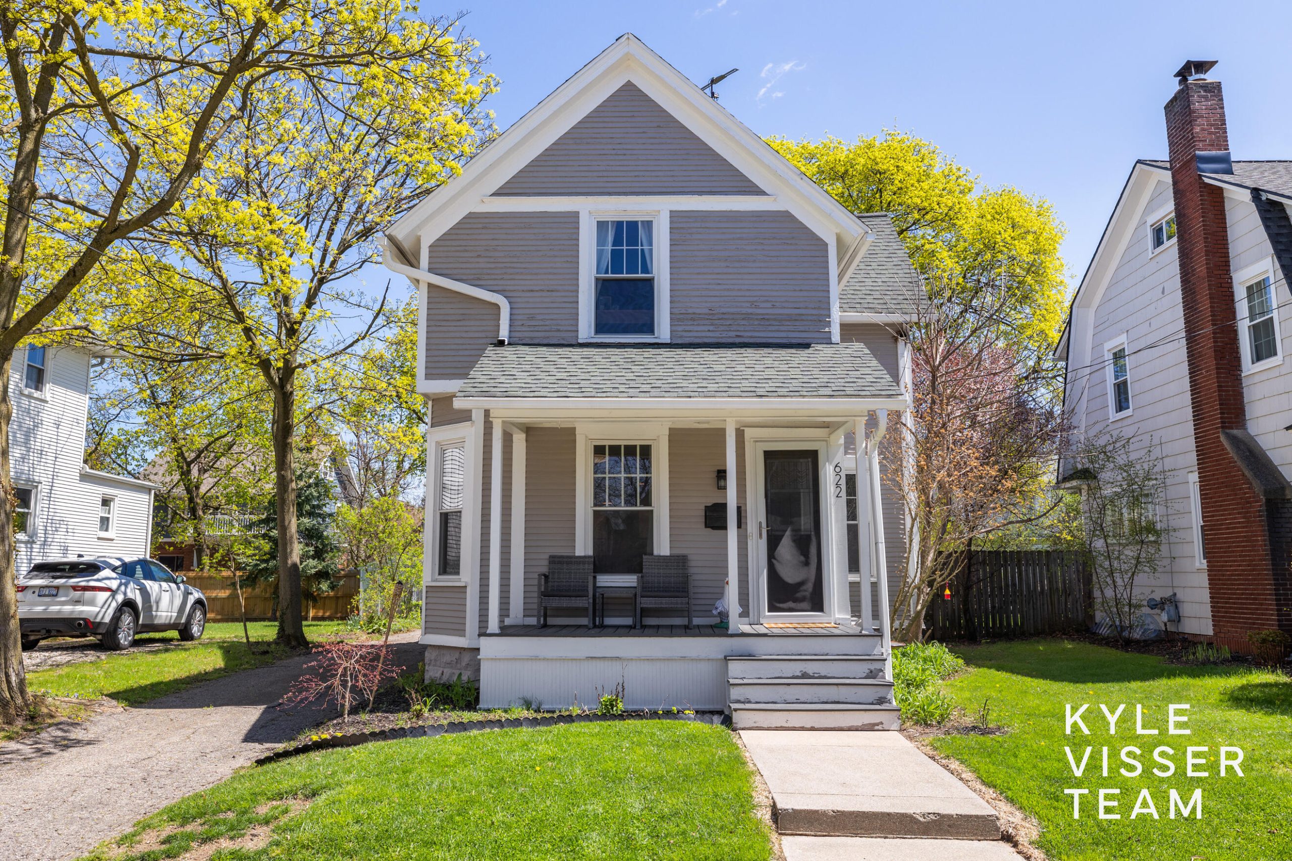 622 Gladstone Drive SE