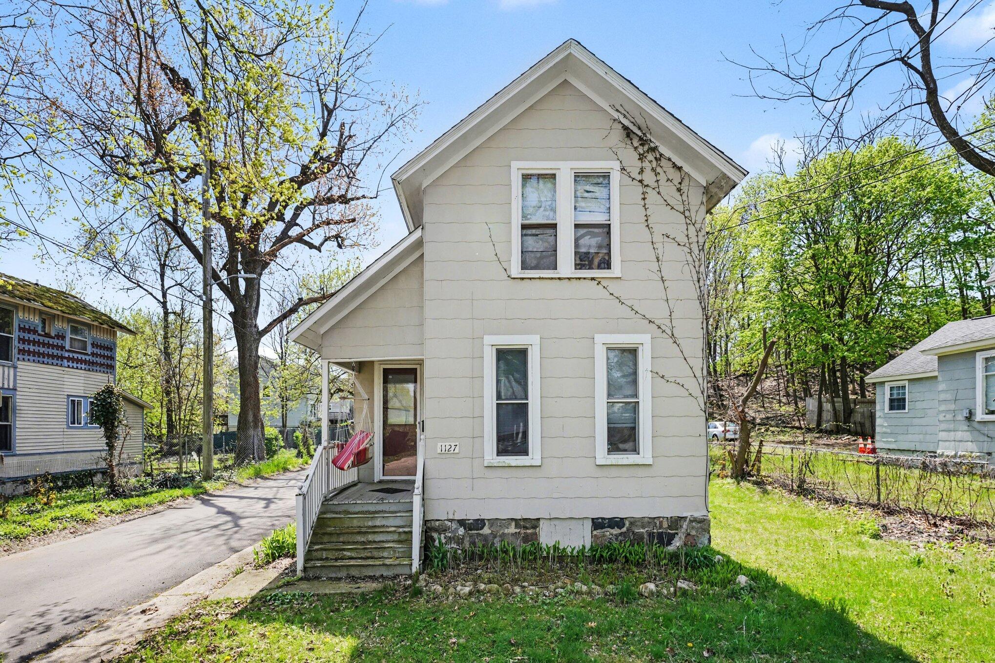 1127 Forbes Street