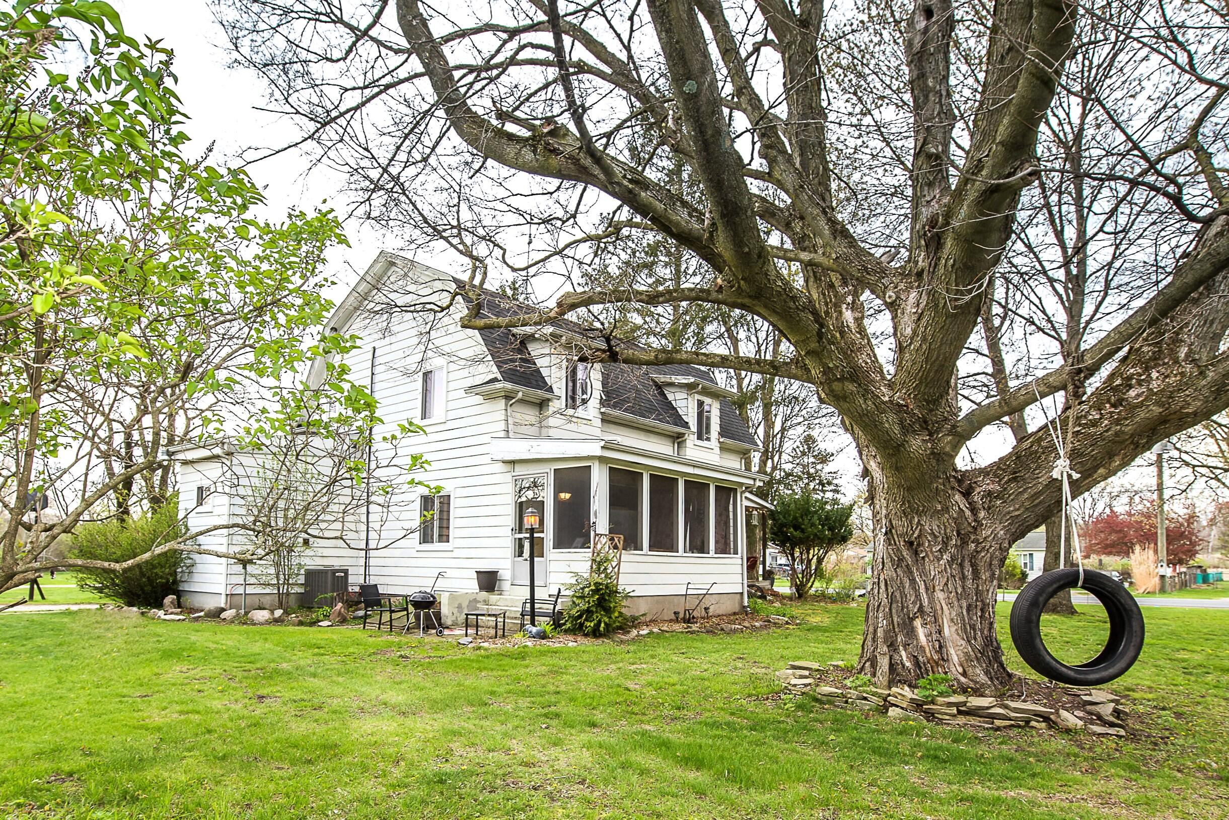 8415 Huron River Drive