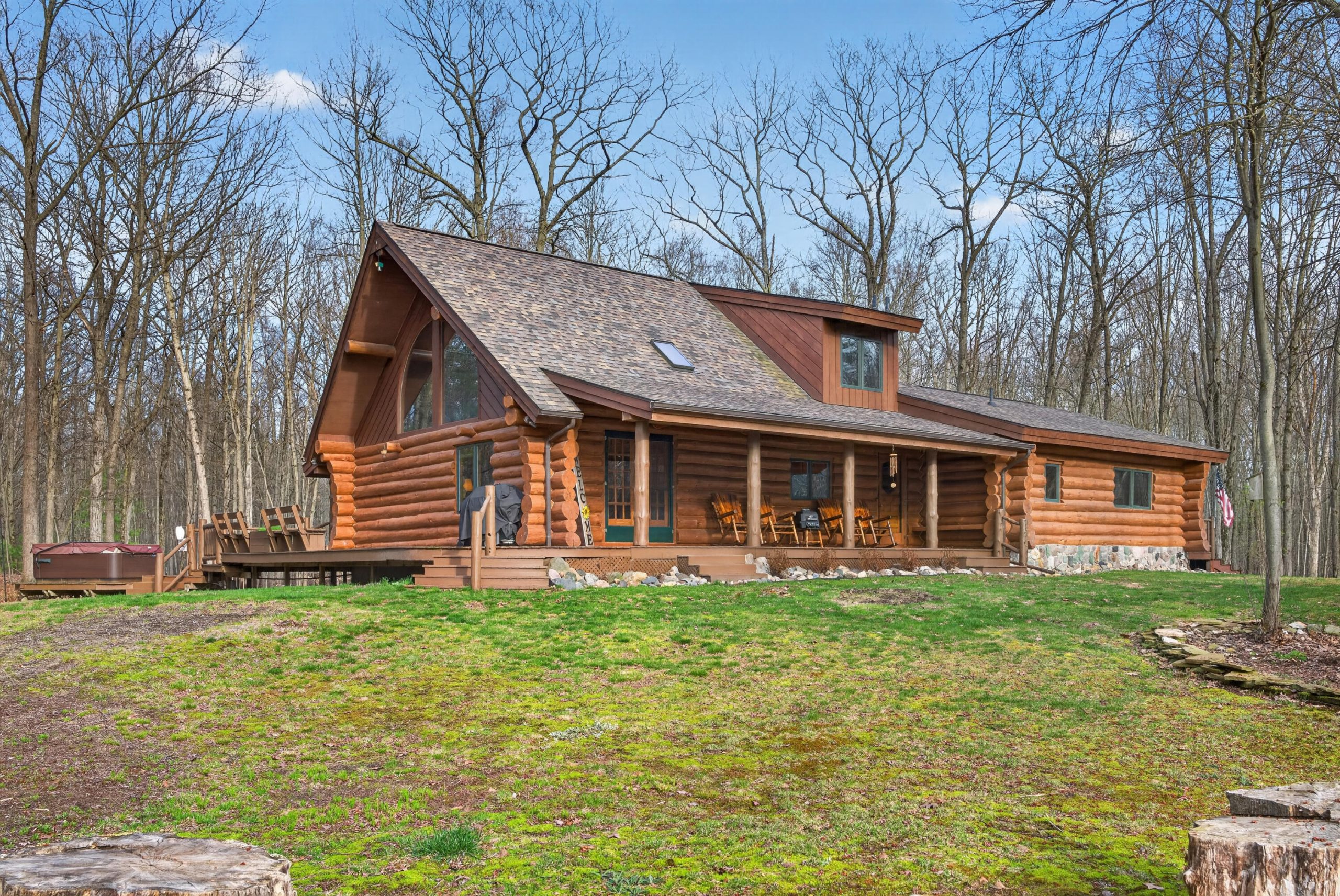 837 E Whitetail Drive