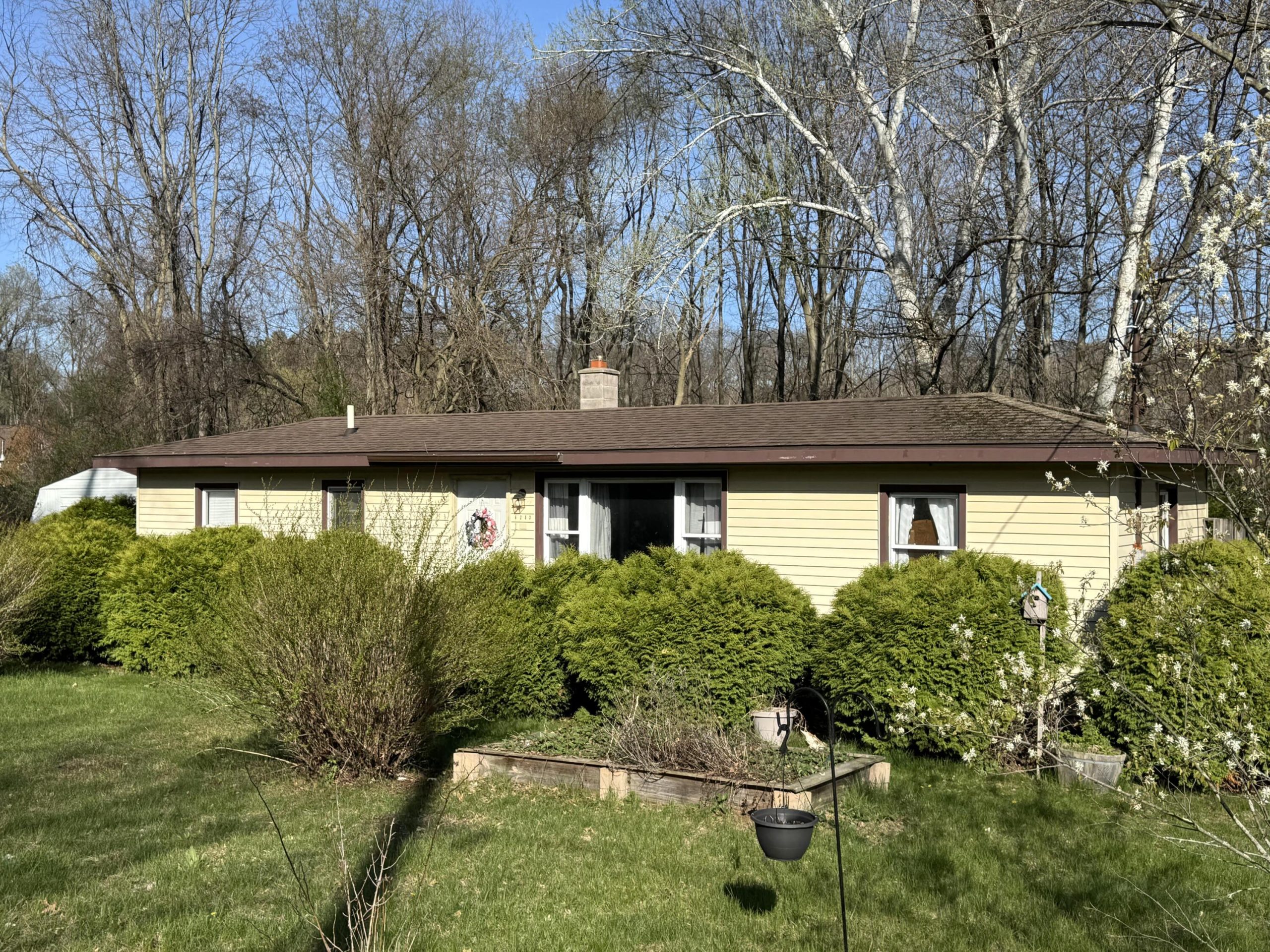 6283 Brooklyn Road