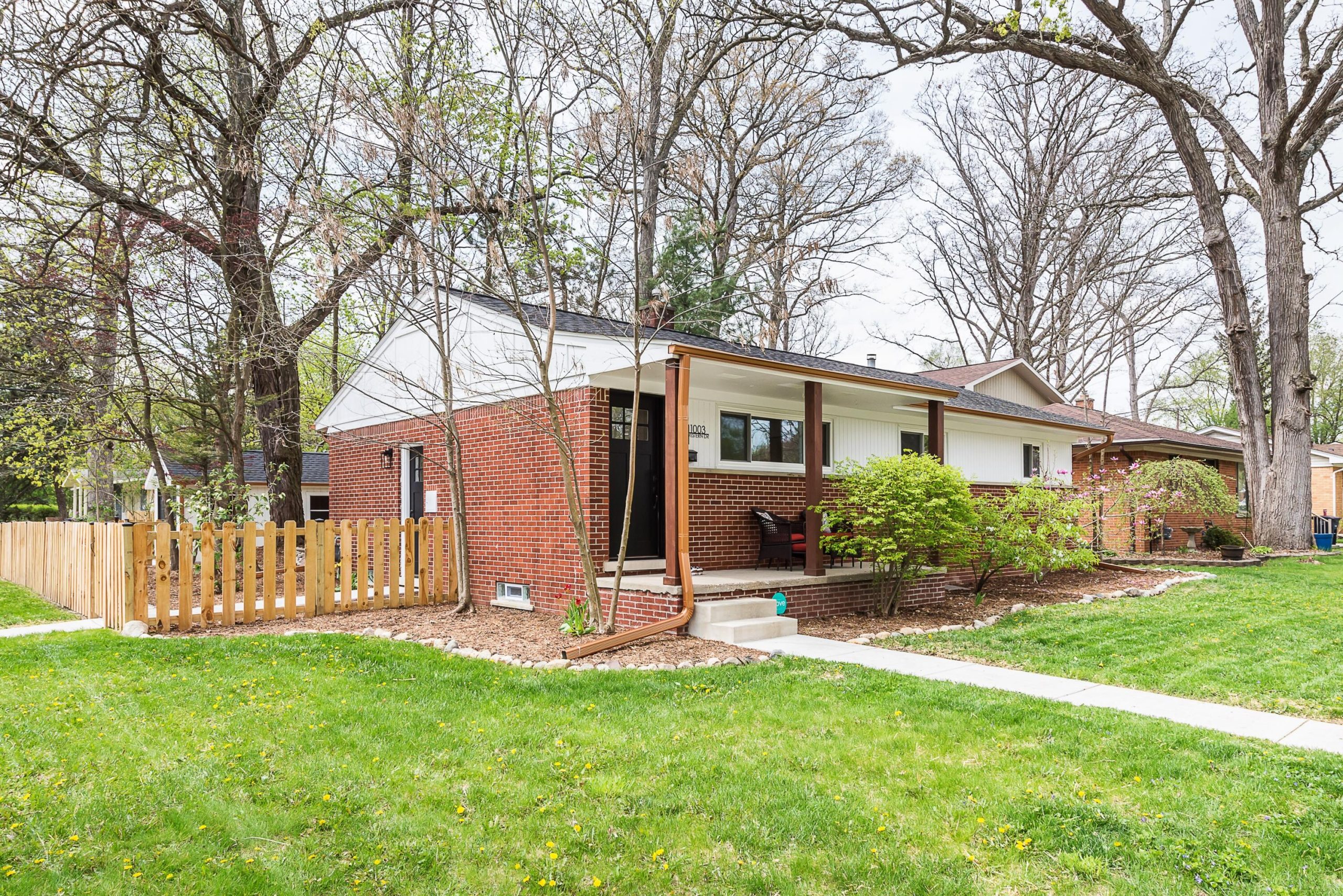 1003 Western Drive