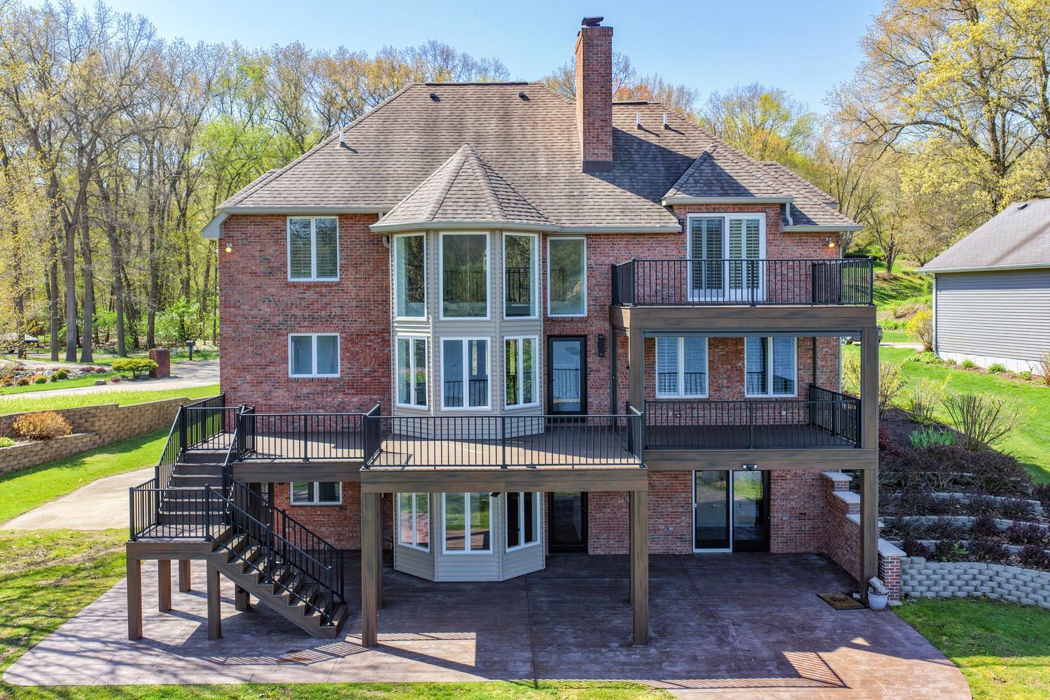 10436 Kings Point Drive