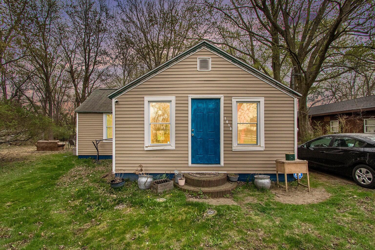1613 Norton Road