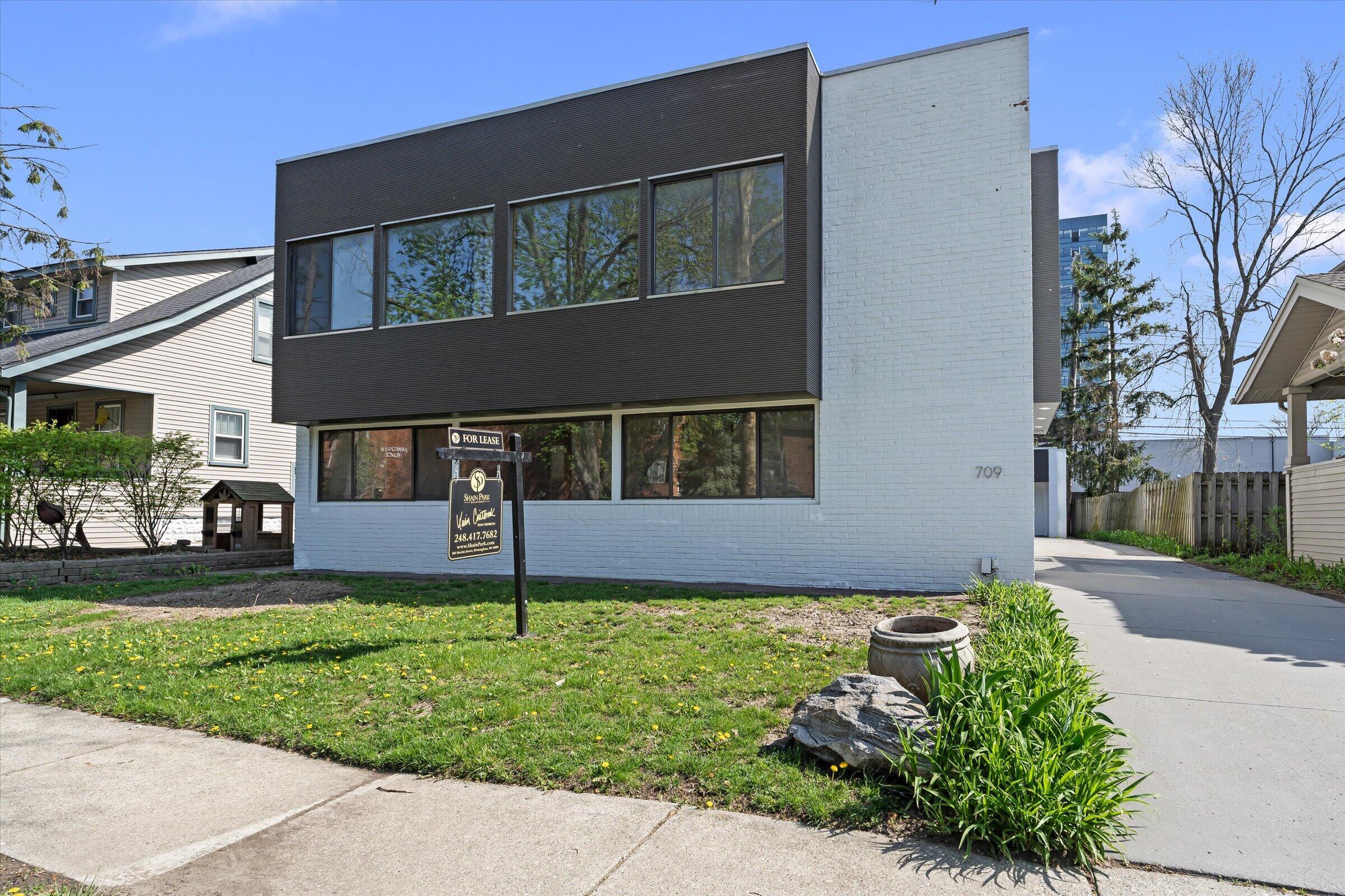 709 Ann Street
