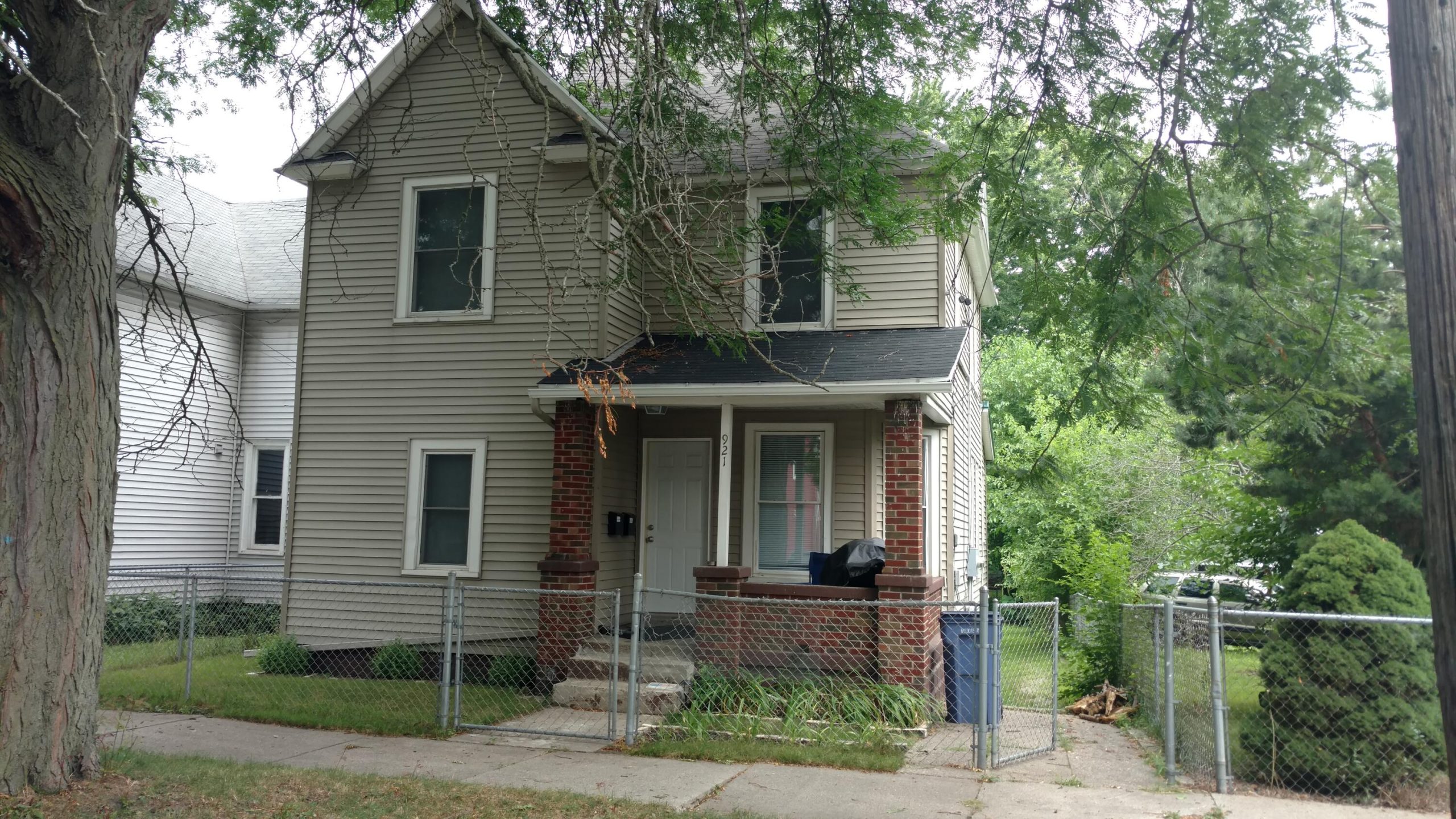 921 Dayton Street SW