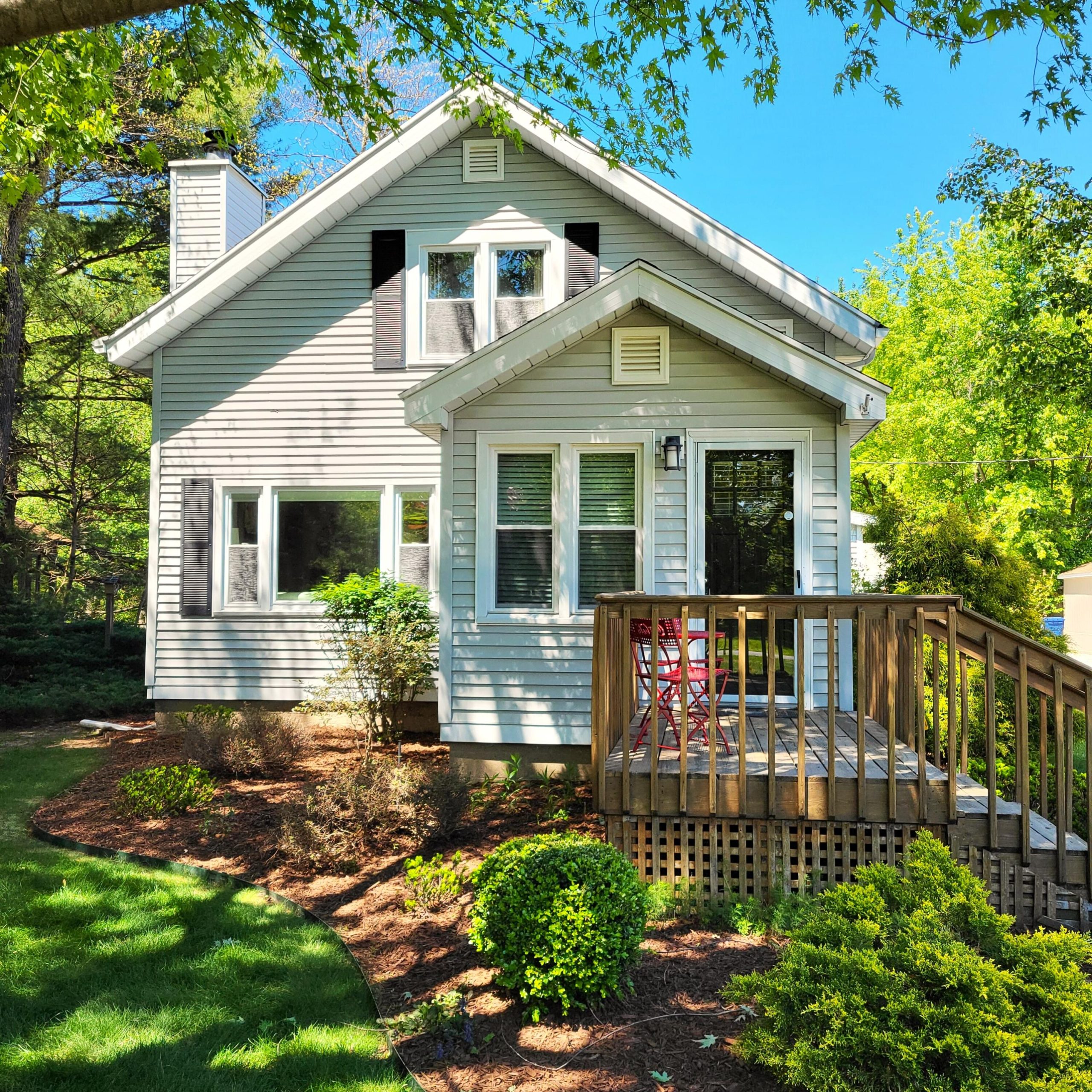 8605 East Modifier: West