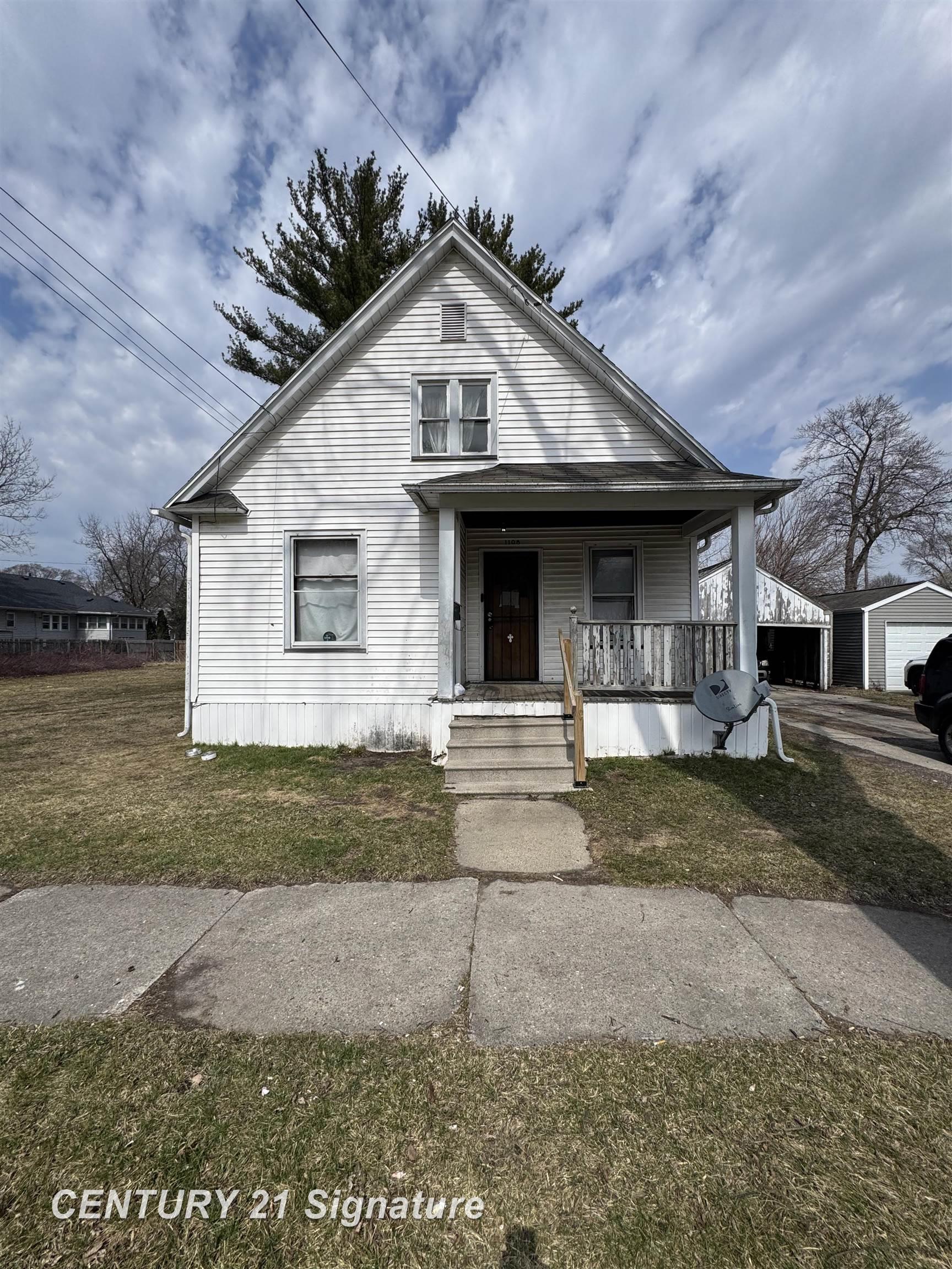 1108 Congress AVE