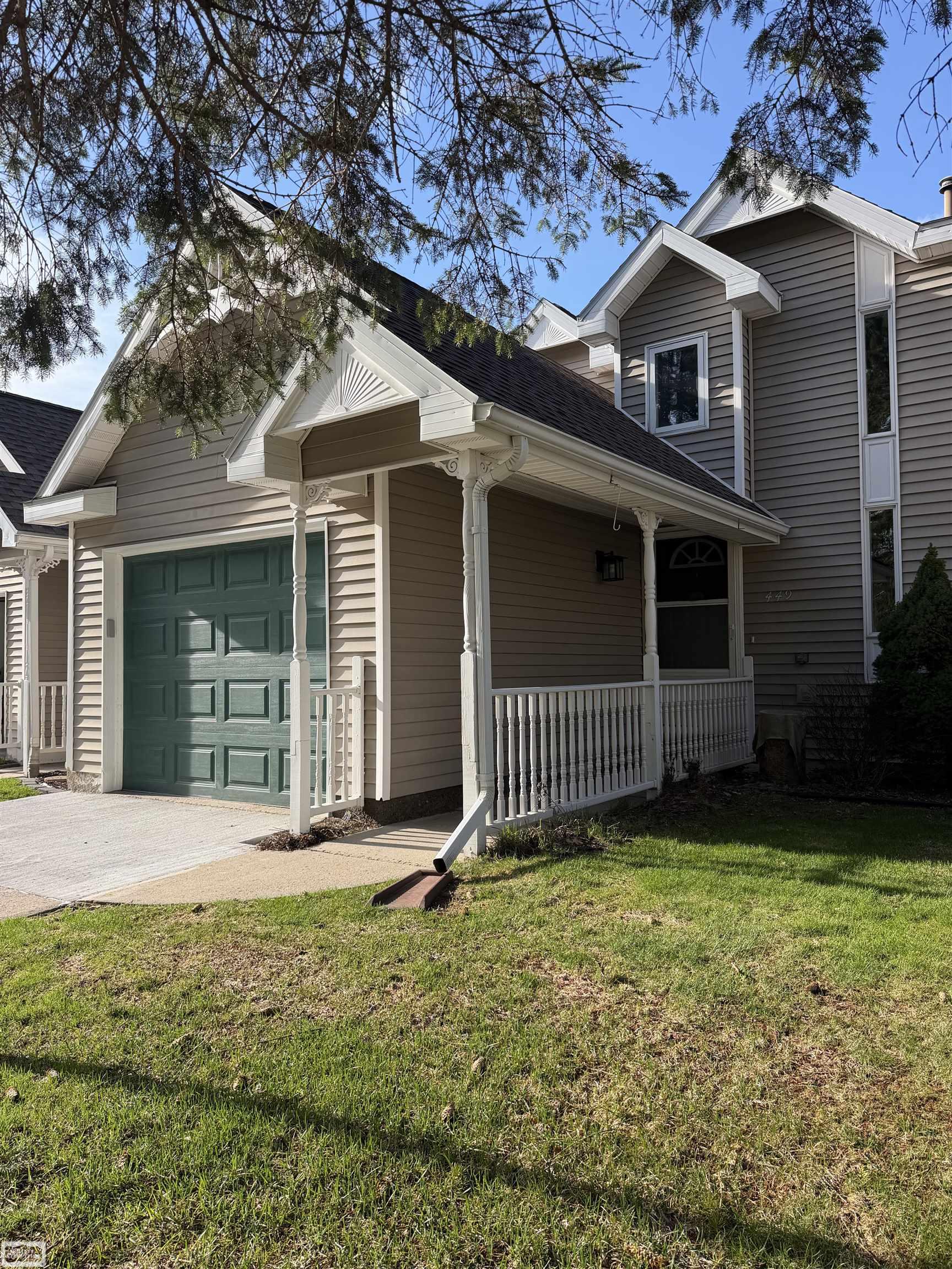 449 Irons Park DR