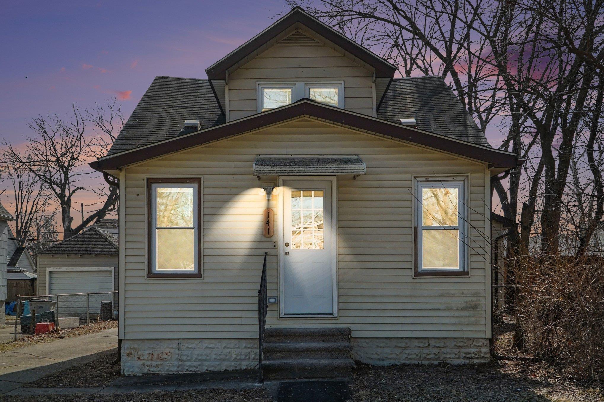 141 W Harry AVE