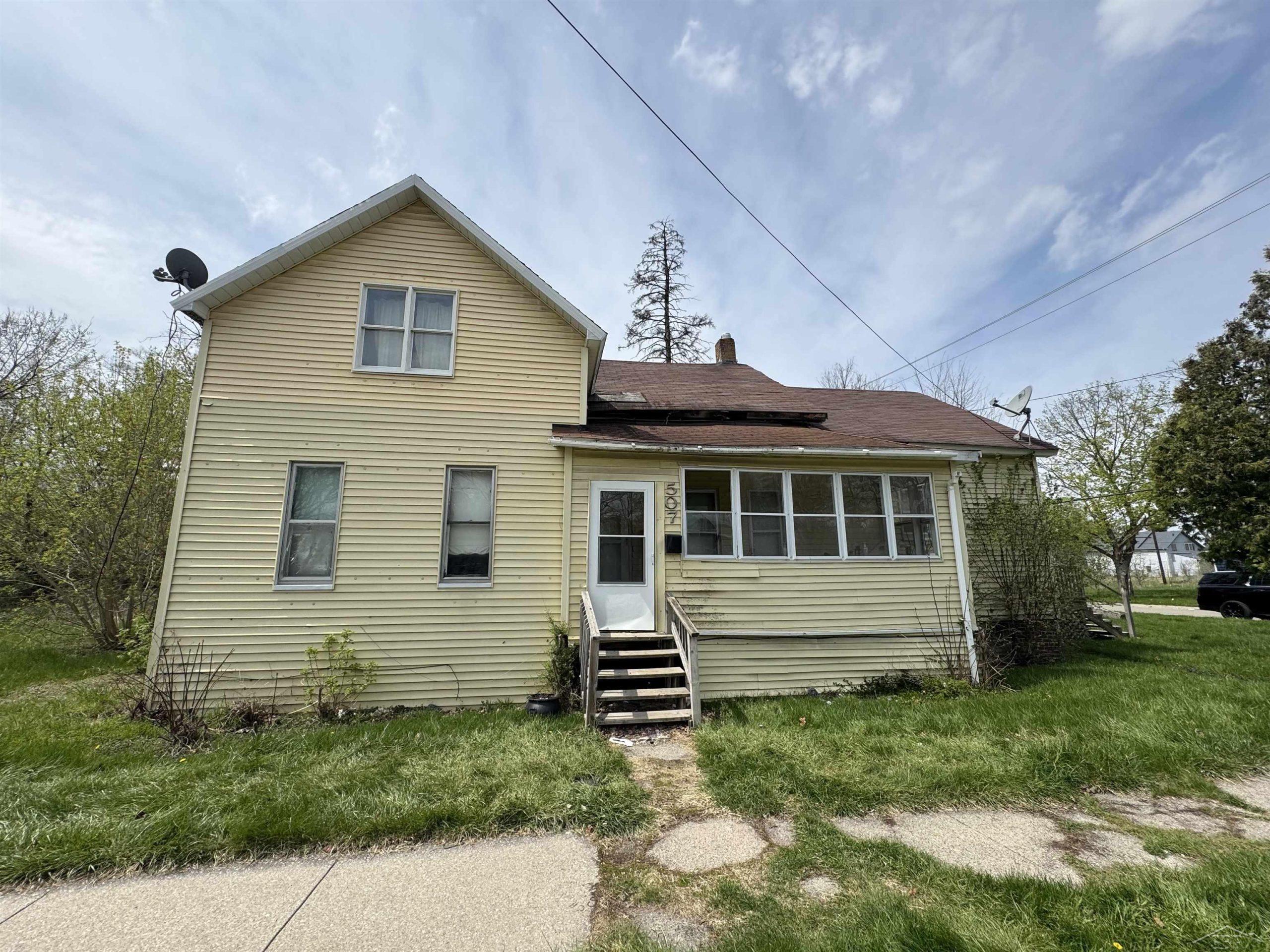 507 S 14th ST