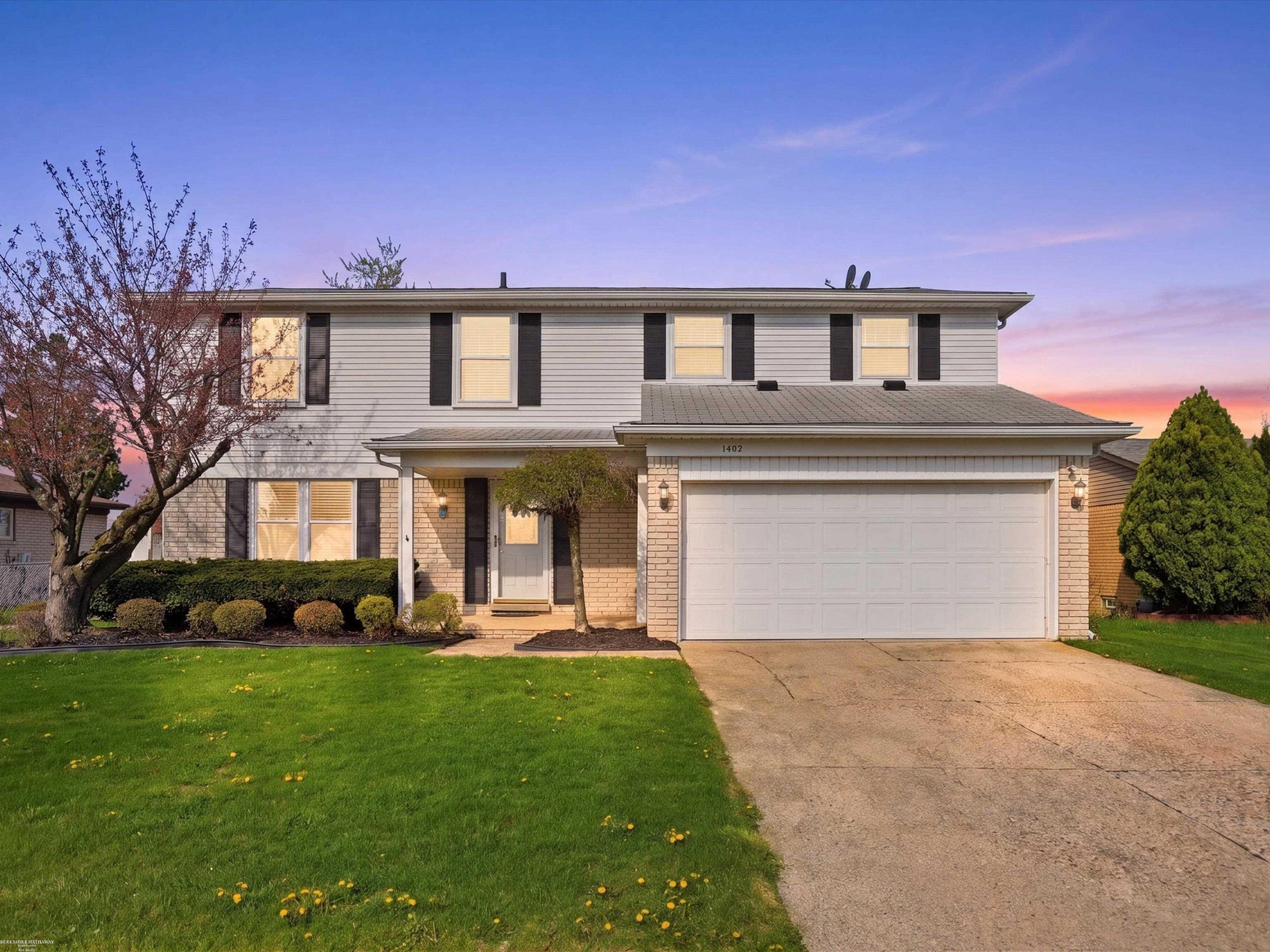 1405 Shaker DR