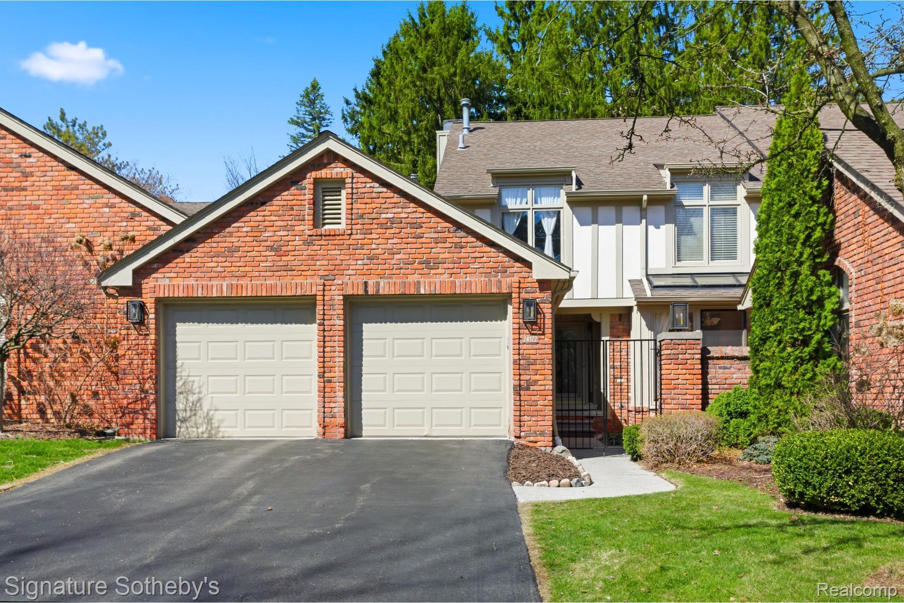 24122, Bingham Pointe, #24, Bingham Farms, Michigan, 48025