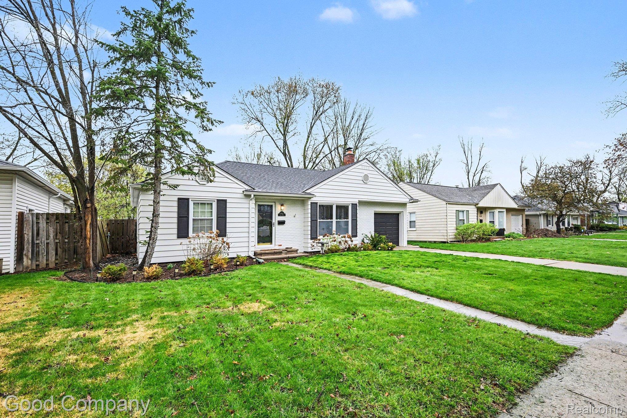 4404, Samoset, Royal Oak, Michigan, 48073