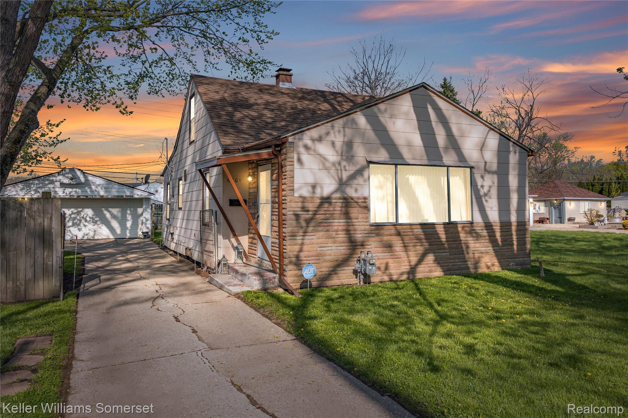 6501, Heyden, Dearborn Heights, Michigan, 48127
