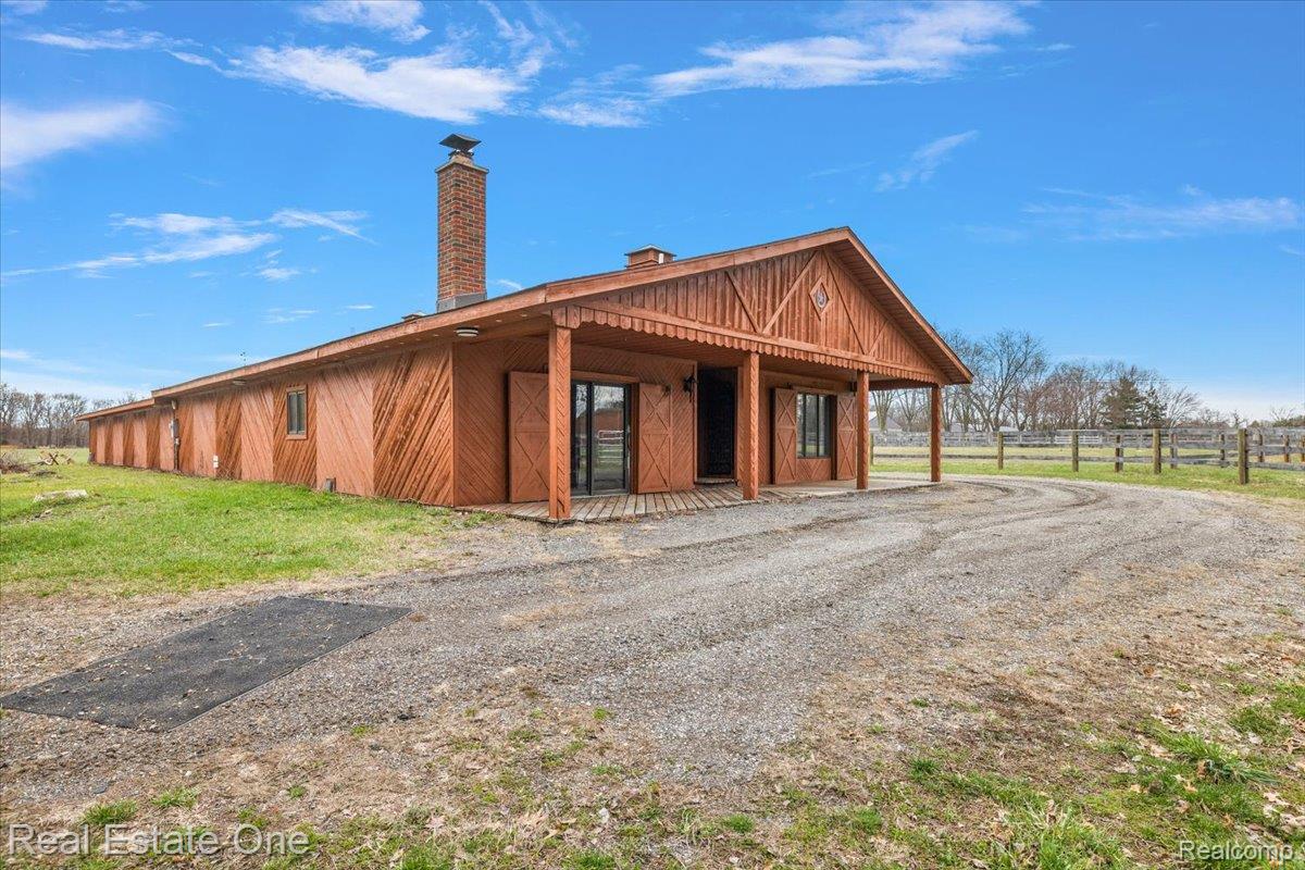 1109, Castlewood, White Lake, Michigan, 48386
