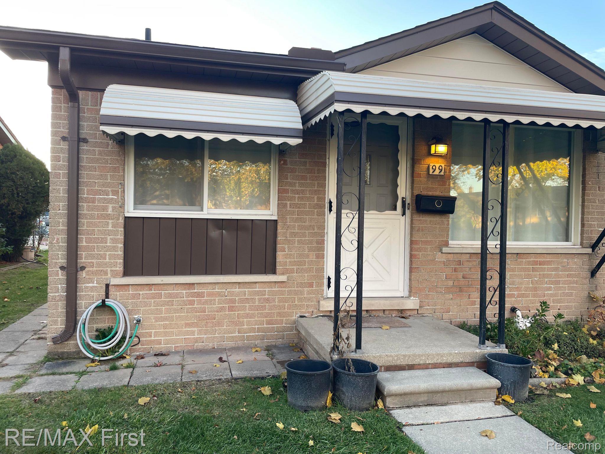 8401, 18 Mile APT # 99, Sterling Heights, Michigan, 48313