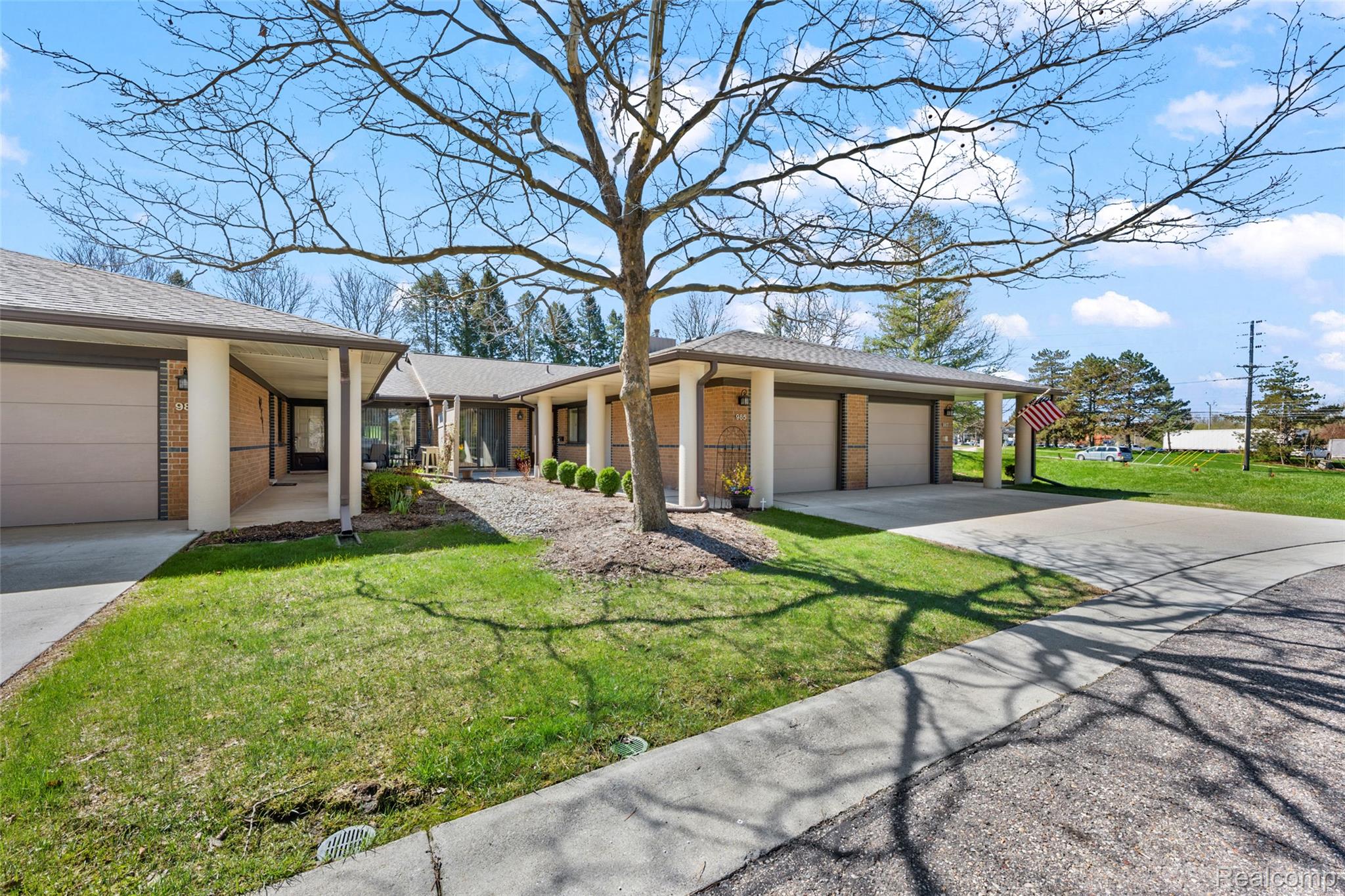 985, Wexford, #34, Rochester Hills, Michigan, 48307