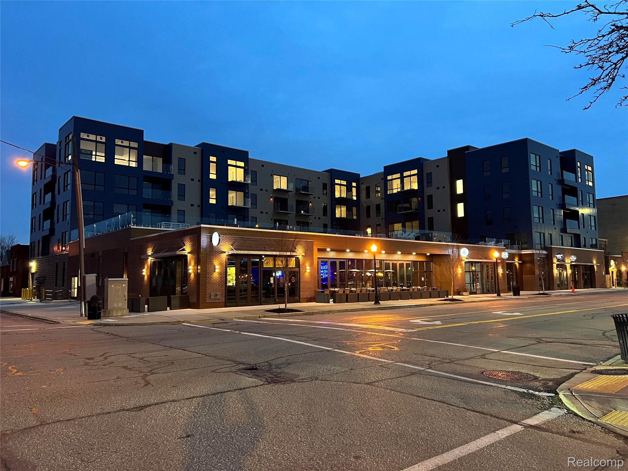 166, Oak, #410, Wyandotte, Michigan, 48192