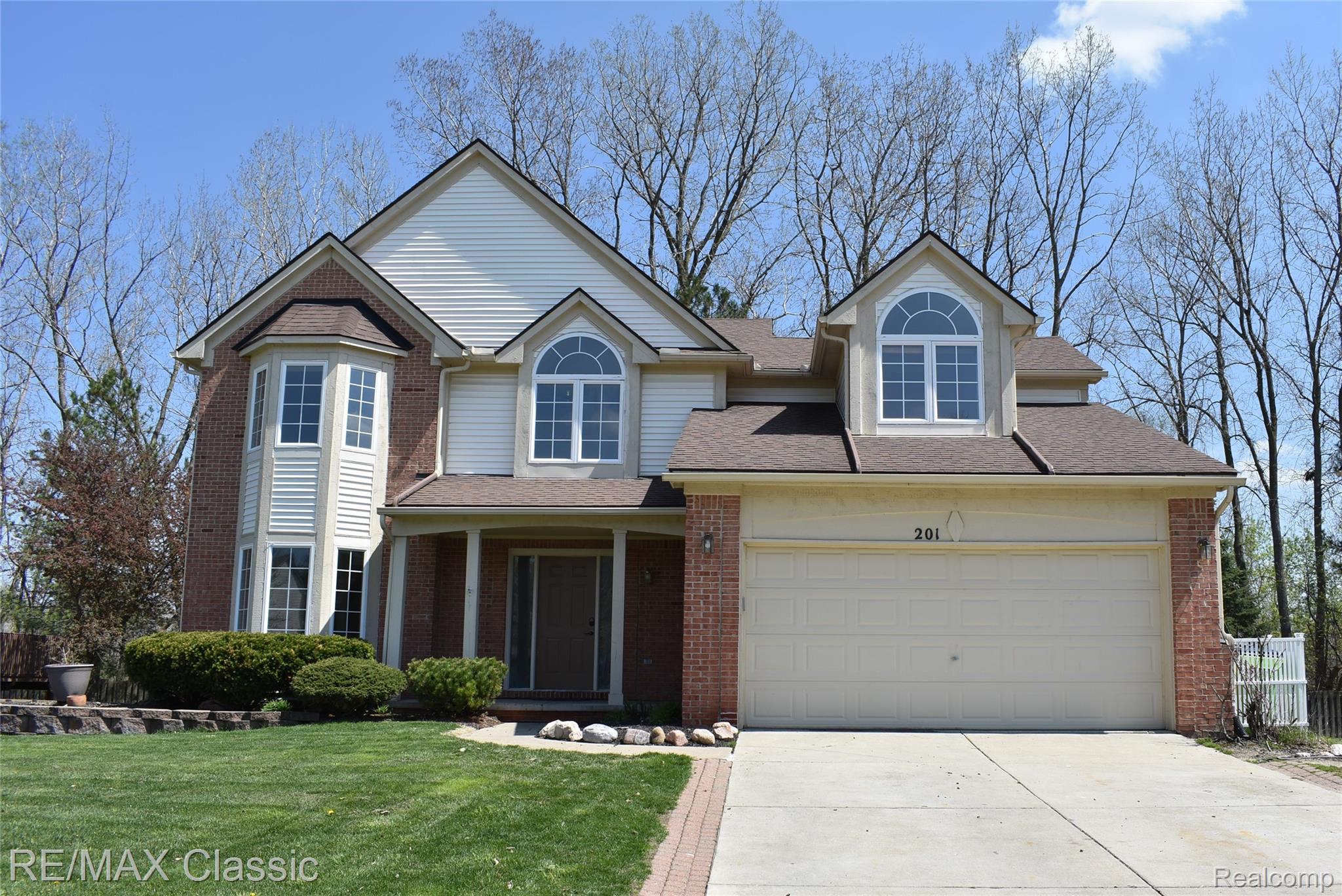 201, Columbia, South Lyon, Michigan, 48178