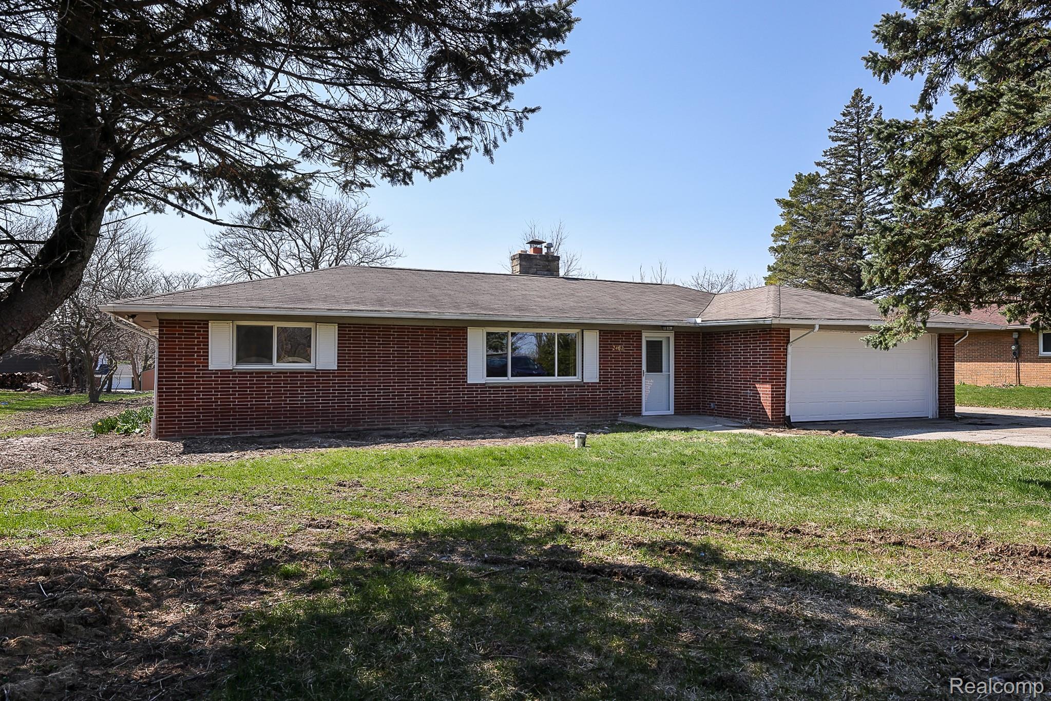 2462, Green Acres, Grand Blanc, Michigan, 48439