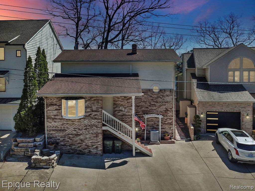 423, Shady Oaks, Lake Orion, Michigan, 48362