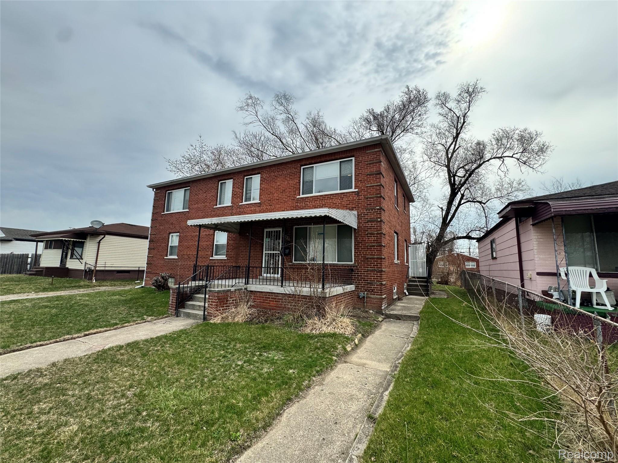 3785, 12th, #Uint# 2S, Ecorse, Michigan, 48229