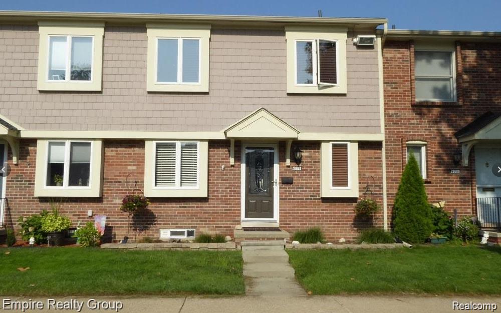 20002, Great Oaks Circle South, Clinton Township, Michigan, 48036