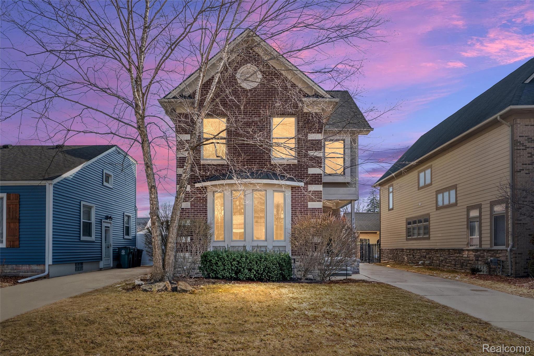 717, Kenwood, Royal Oak, Michigan, 48067