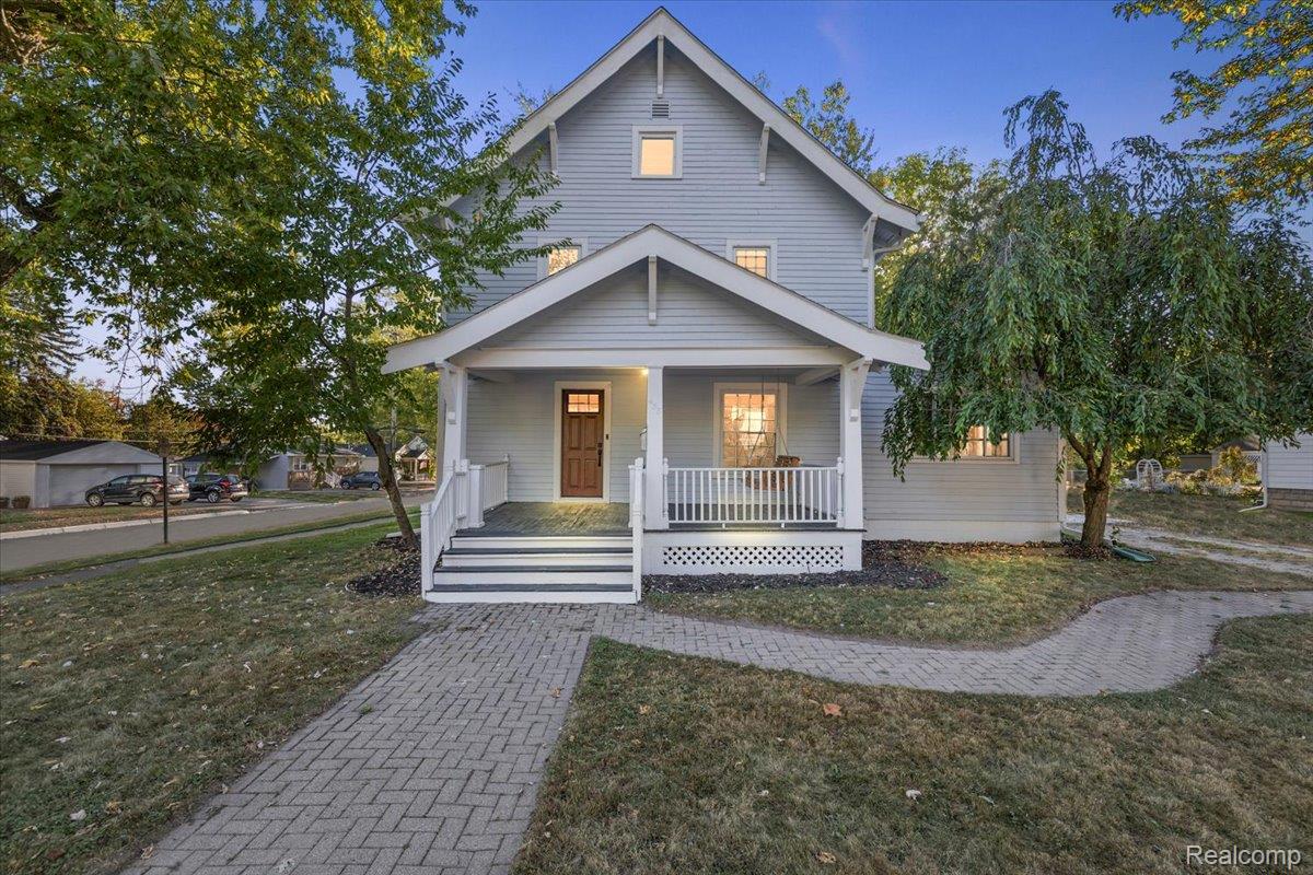 438, Bailey, Romeo, Michigan, 48065