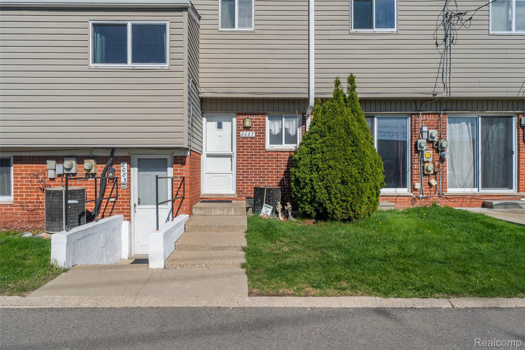 8083, Coventry, #98, Westland, Michigan, 48185