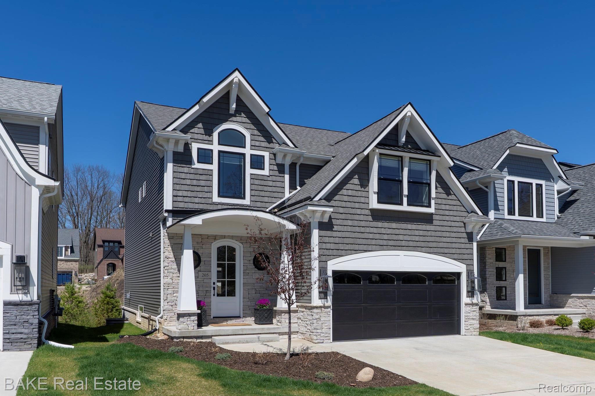 205, Mountain View, Milford, Michigan, 48381