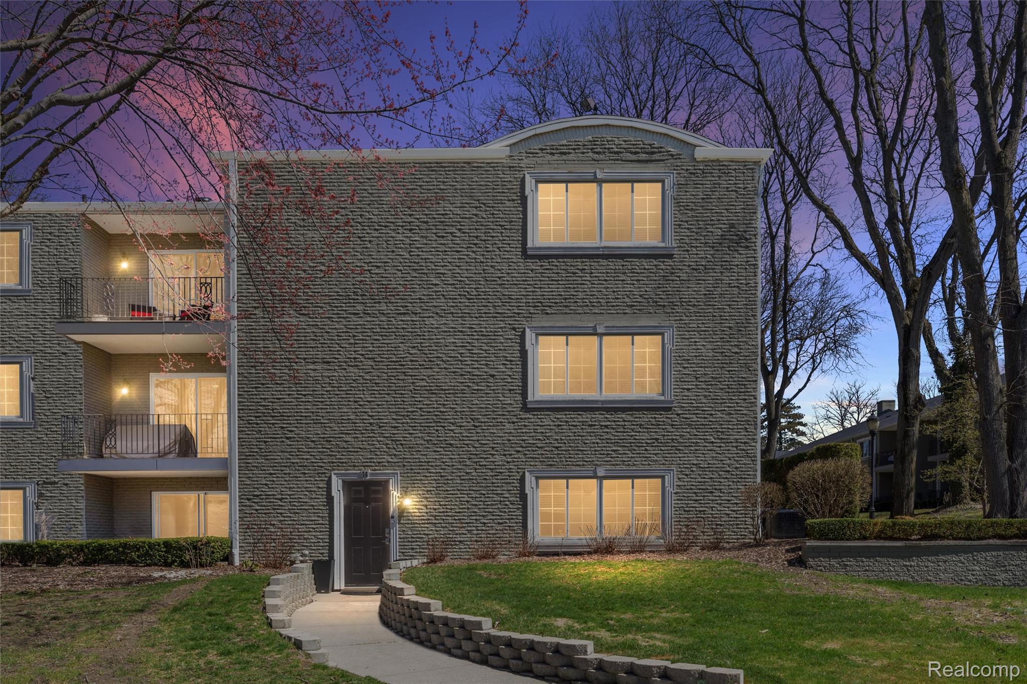 1113, Old Woodward, #78, Birmingham, Michigan, 48009