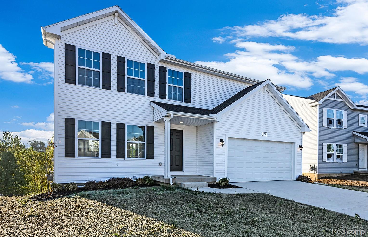 213, Wildflower, Hillsdale, Michigan, 49242