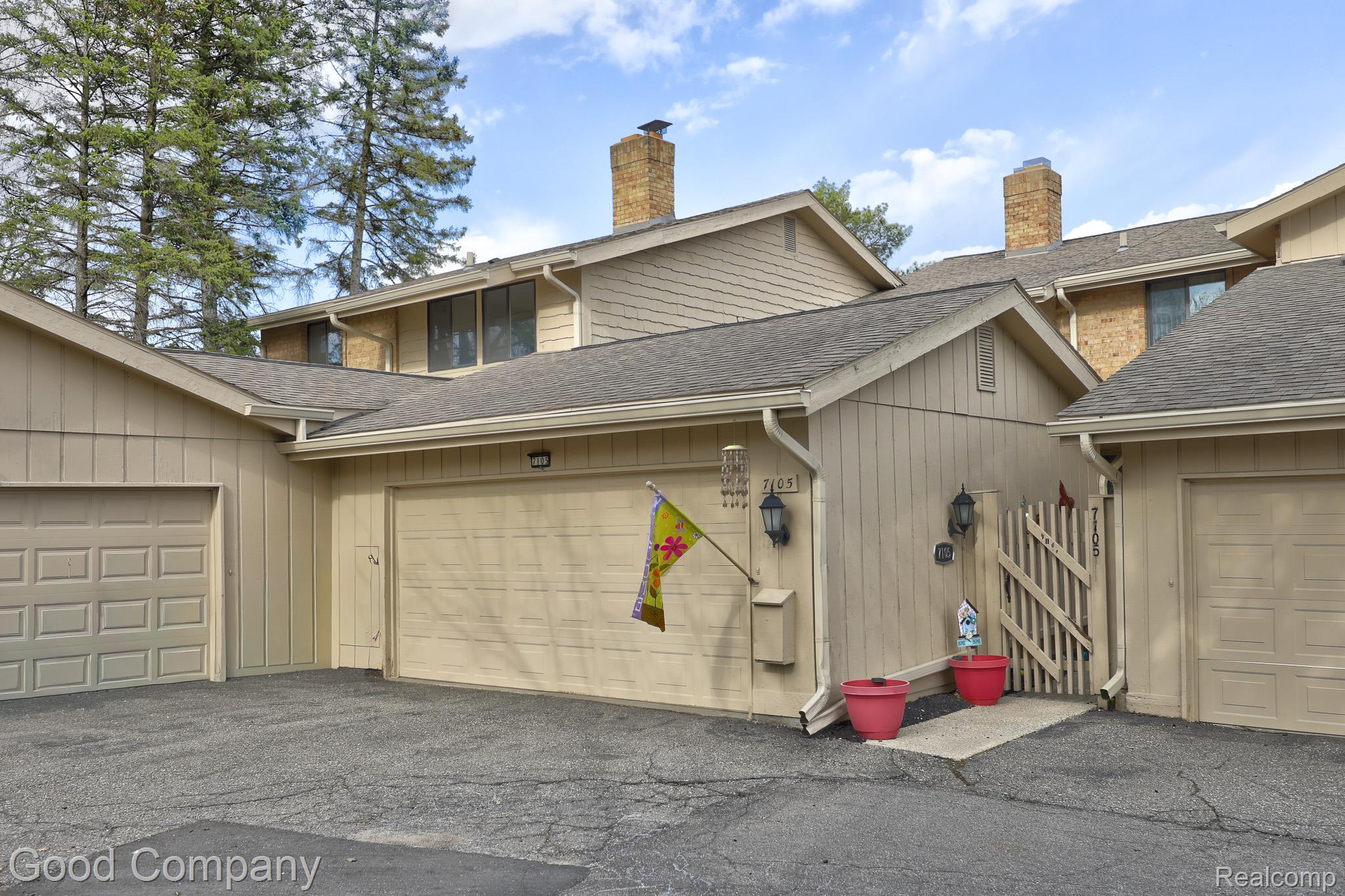 7105, Pebble Park, West Bloomfield, Michigan, 48322