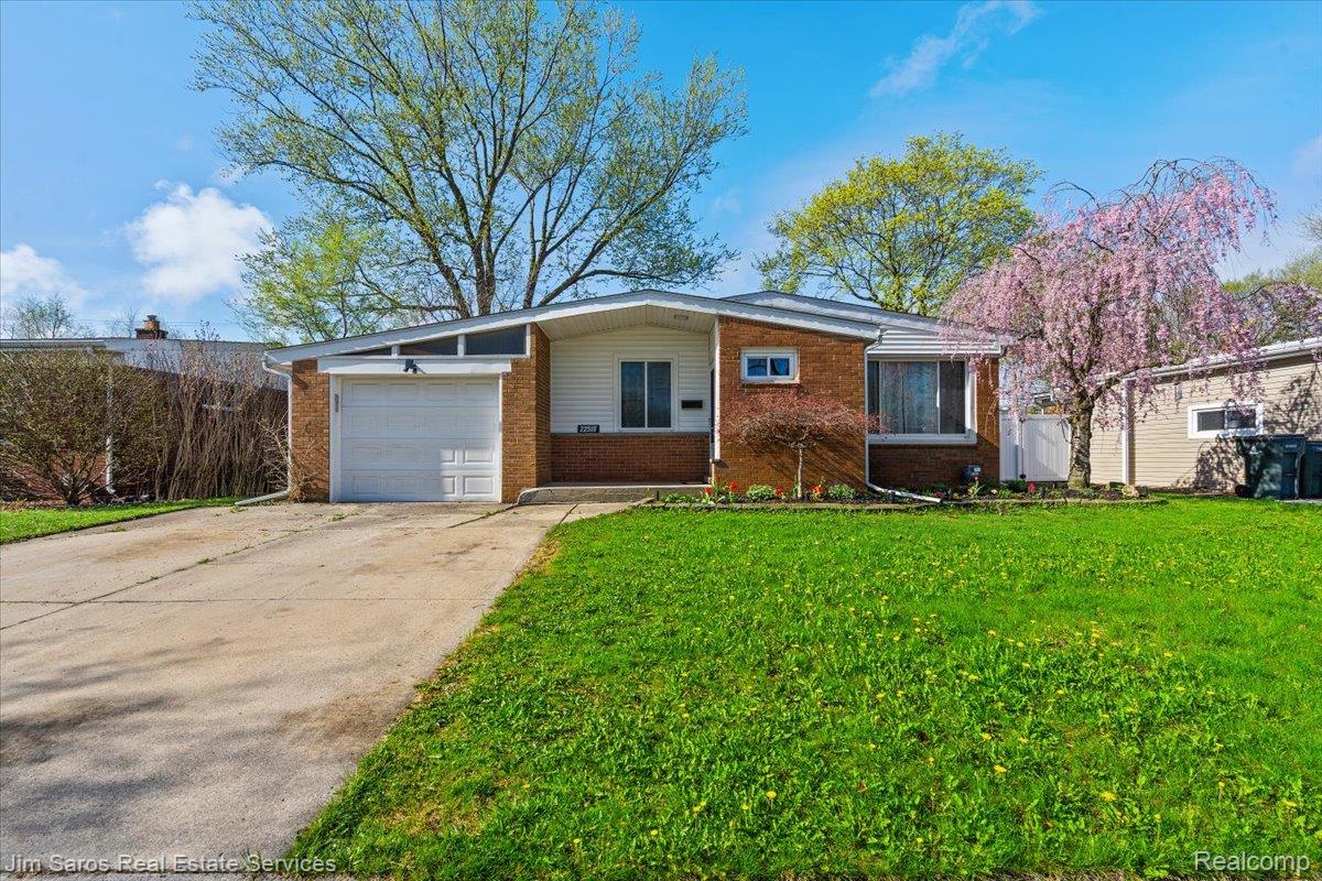 22518, Sunnyside, St. Clair Shores, Michigan, 48080