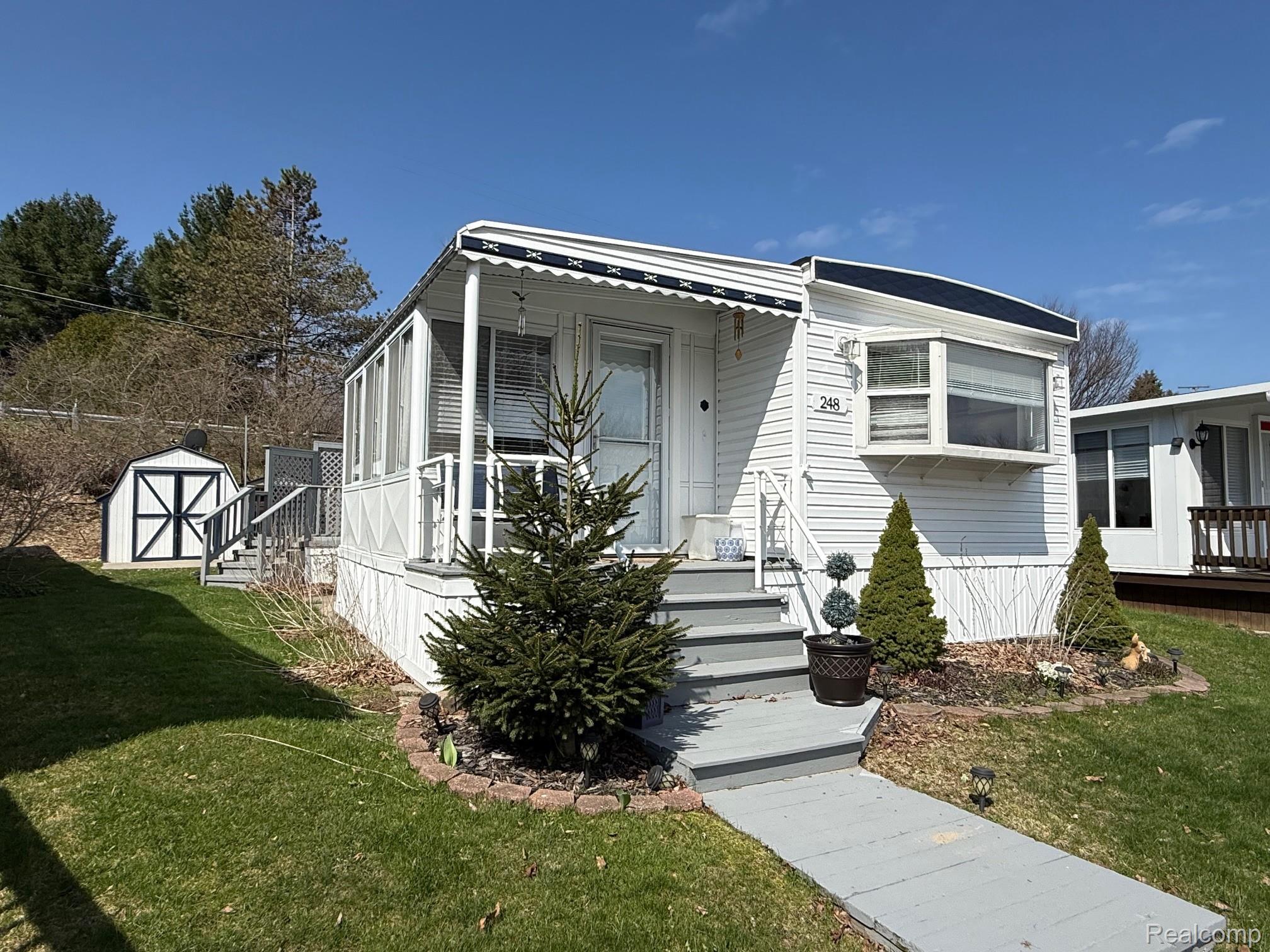248, shoreline DR W., Port Sanilac, Michigan, 48469