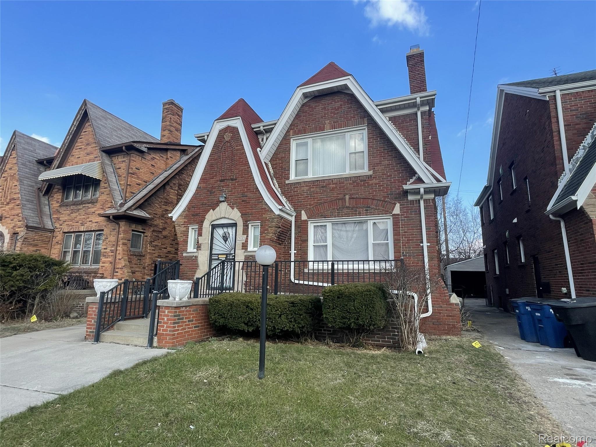 17152, Santa Rosa, Detroit, Michigan, 48221