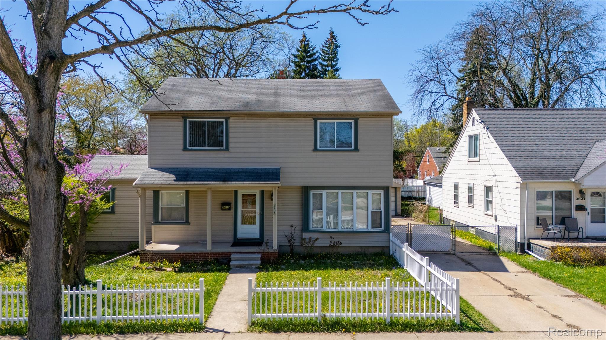3636, Williams, Dearborn, Michigan, 48124