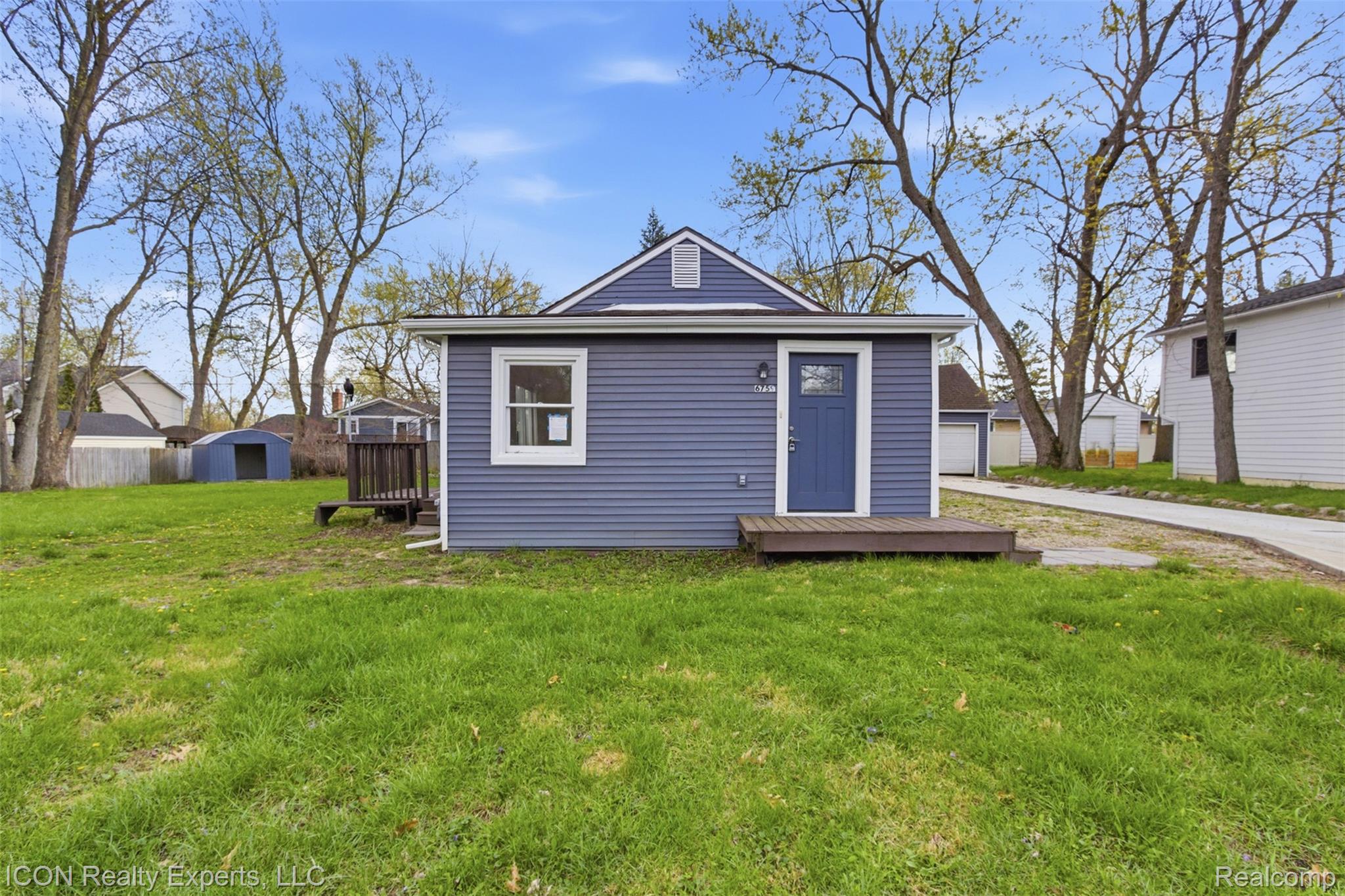 6759, Buckland, West Bloomfield, Michigan, 48324