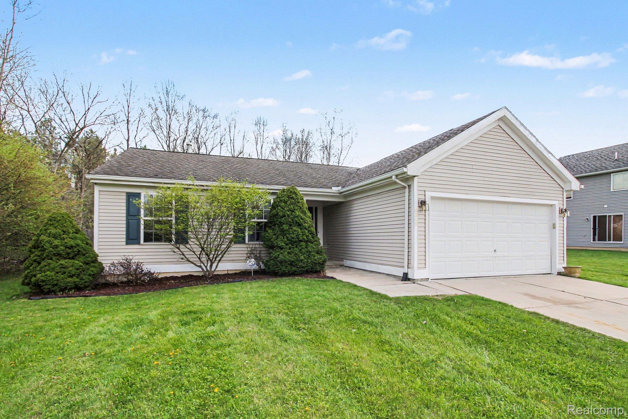 4394, Harrier, Burton, Michigan, 48519