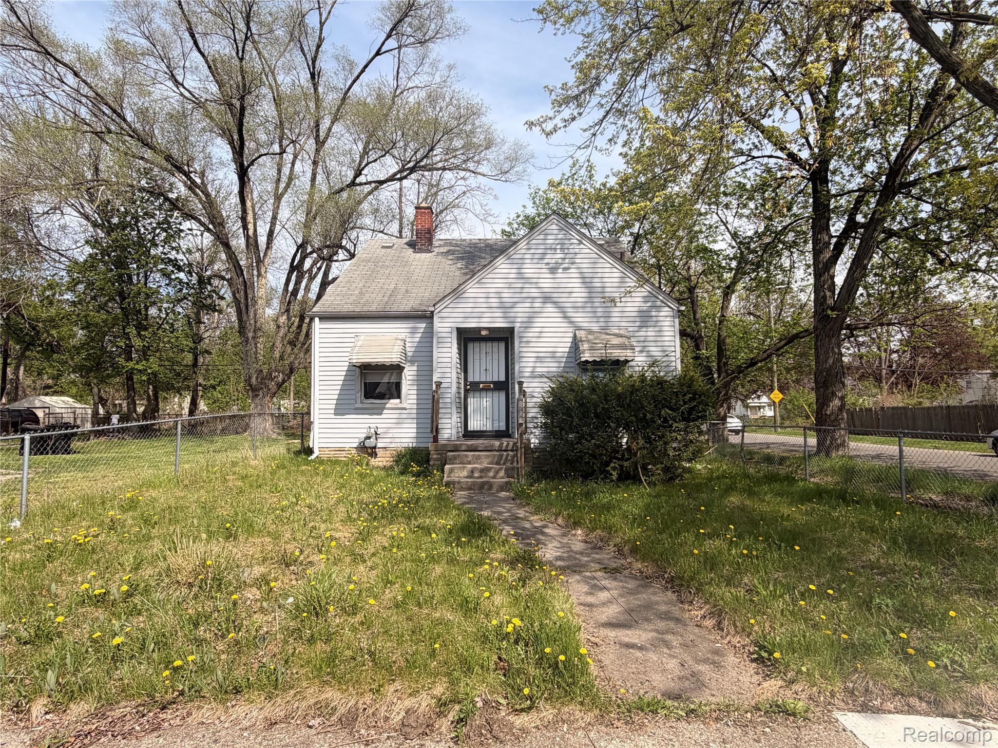 12000, Plainview, Detroit, Michigan, 48228