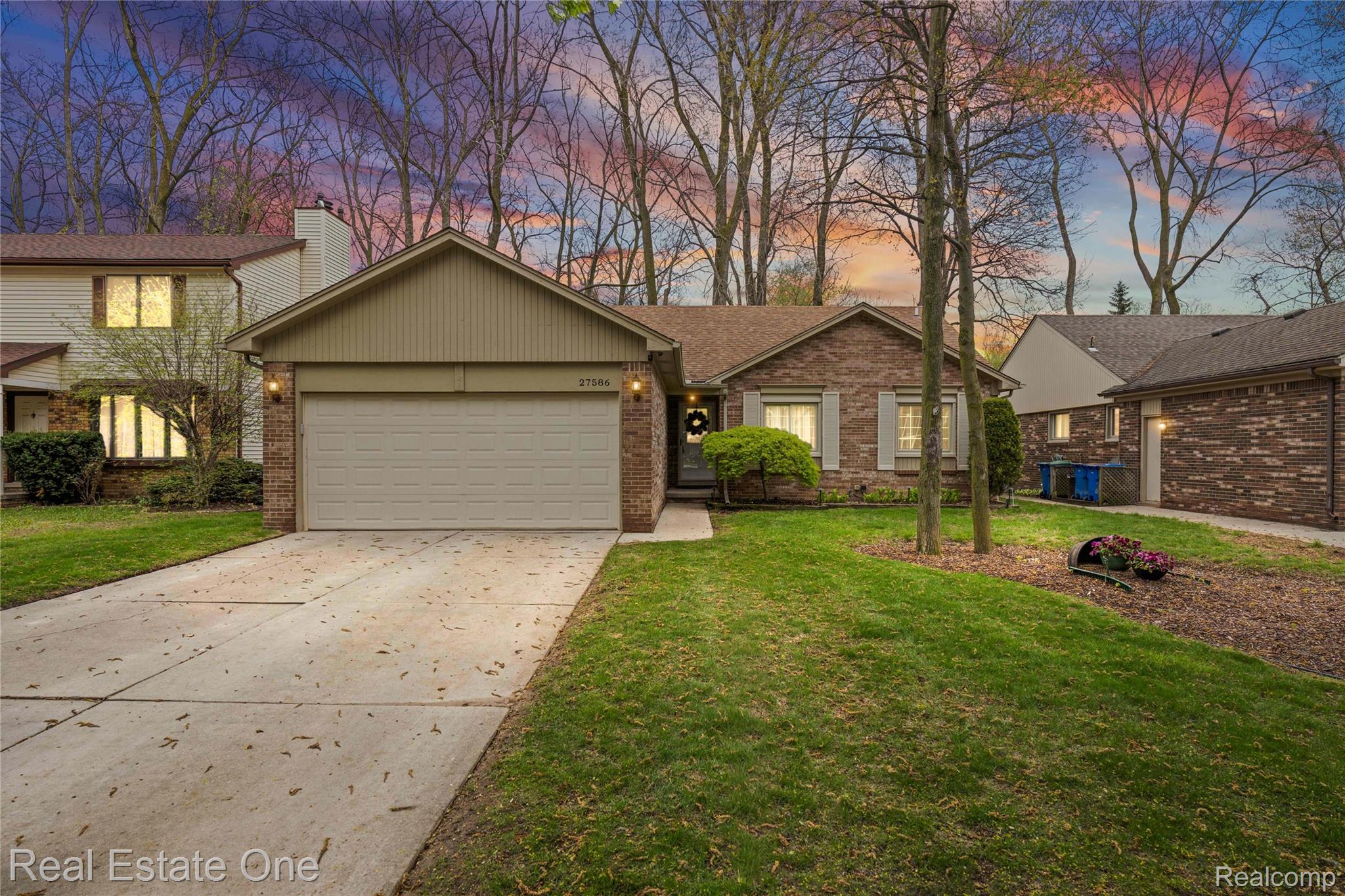27586, David Givens, Warren, Michigan, 48092
