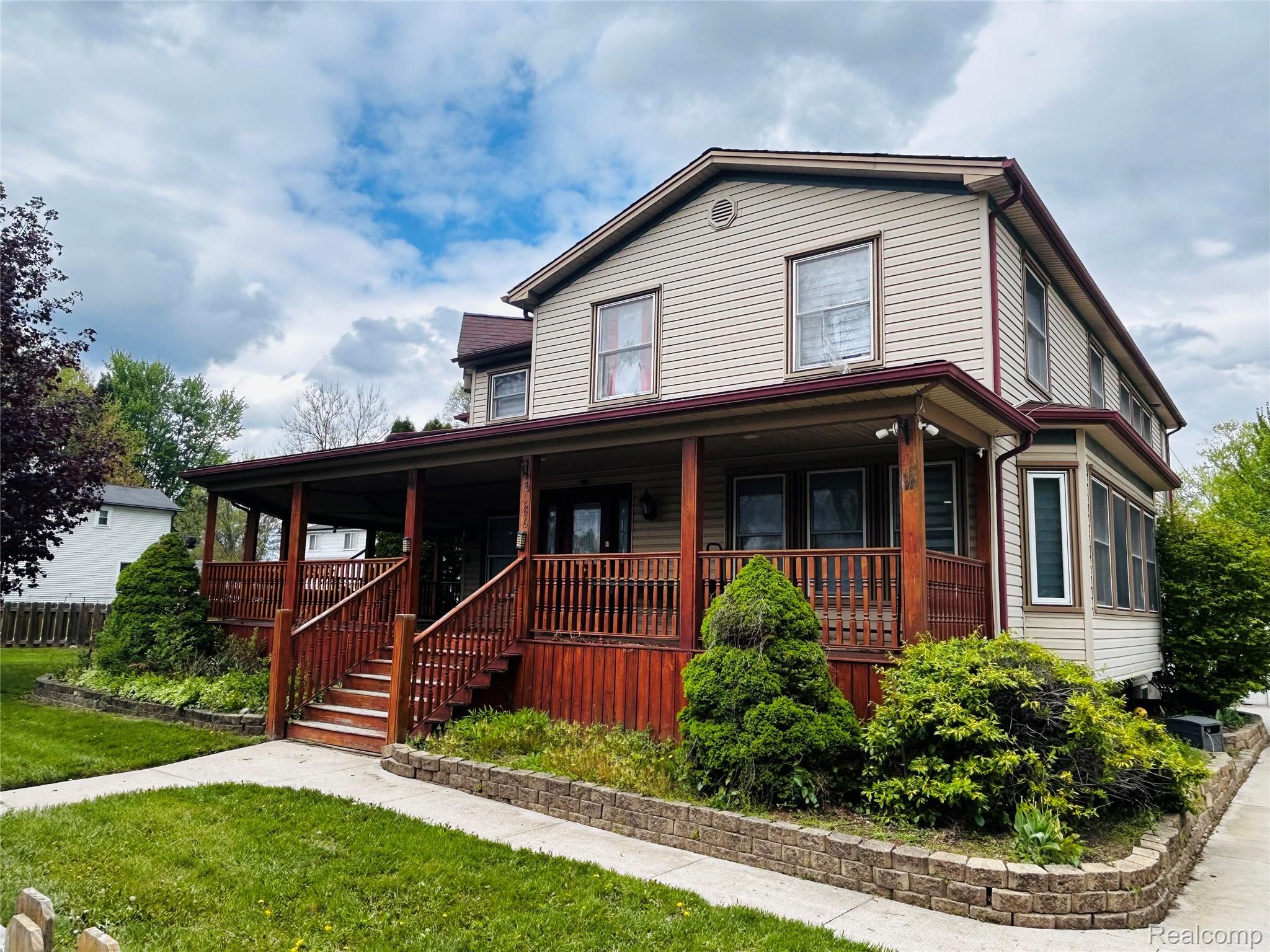 8186, Lenore, Dearborn Heights, Michigan, 48127