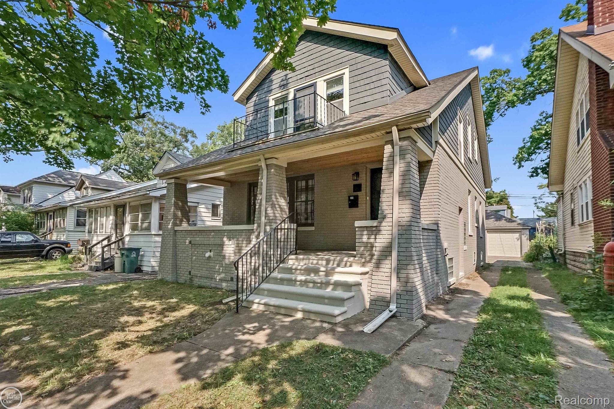 210, Webster, Ferndale, Michigan, 48220